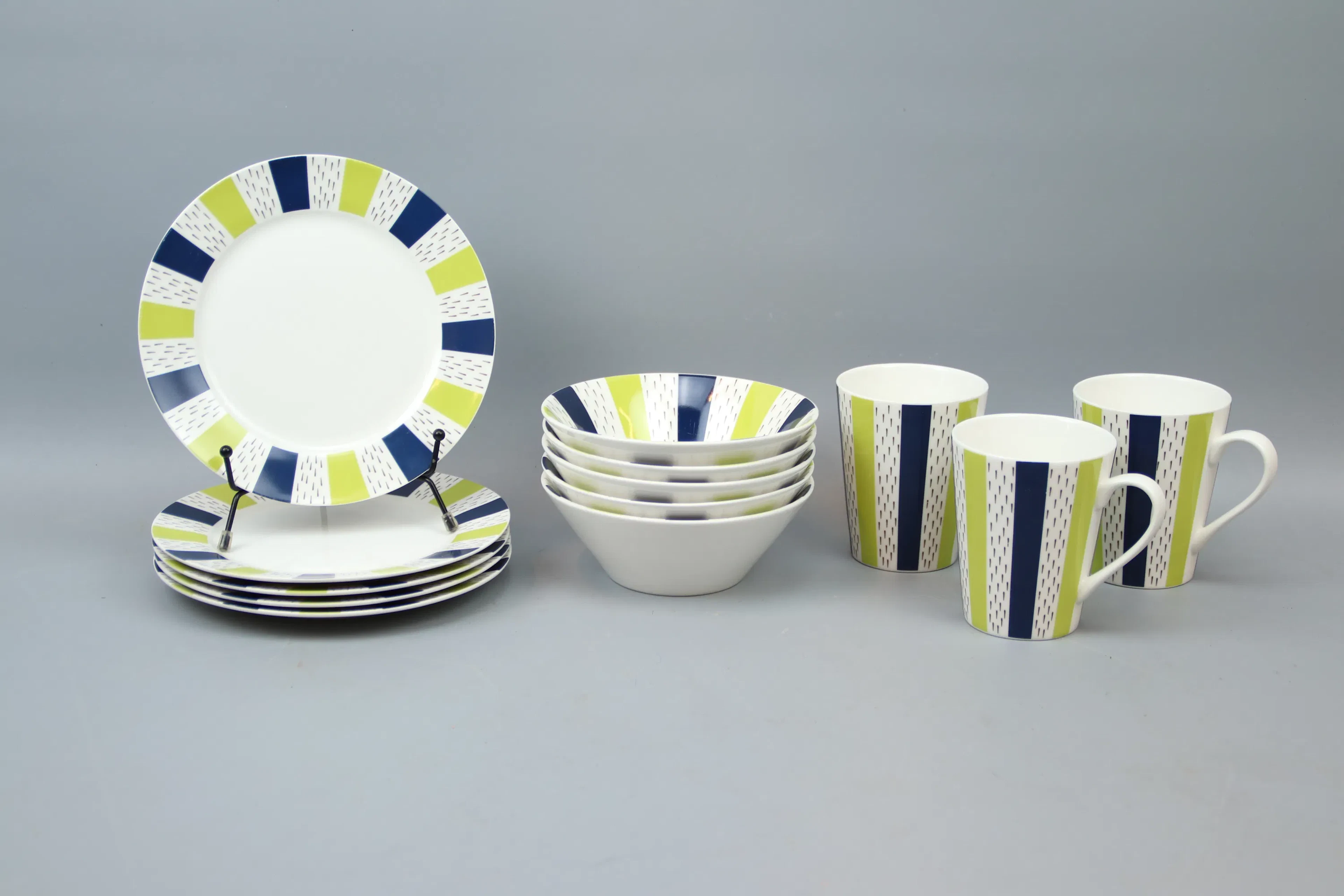 Pezzi di stoviglie, 13 pezzi, porcellana, motivo su Stig Lindberg, Retro Edition, Coop.