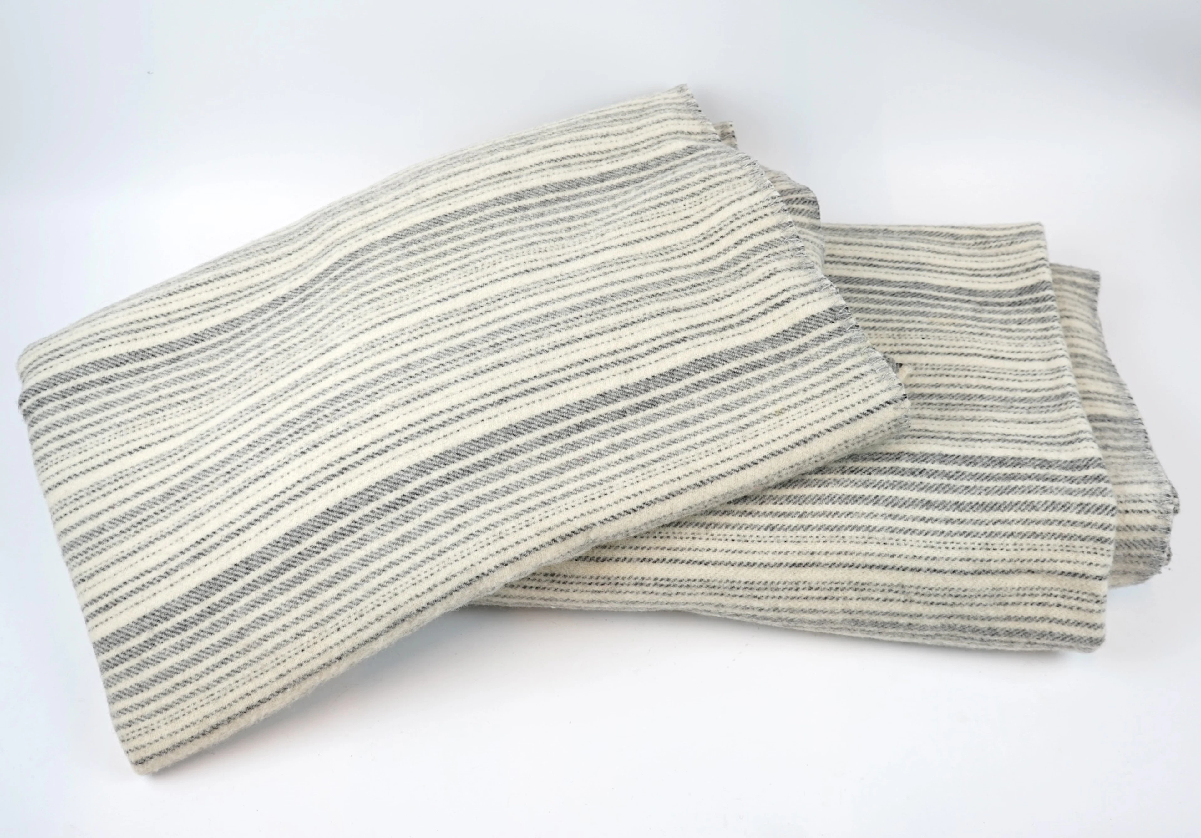 Viola Gråsten, a pair of wool, blankets, Tidstrand.