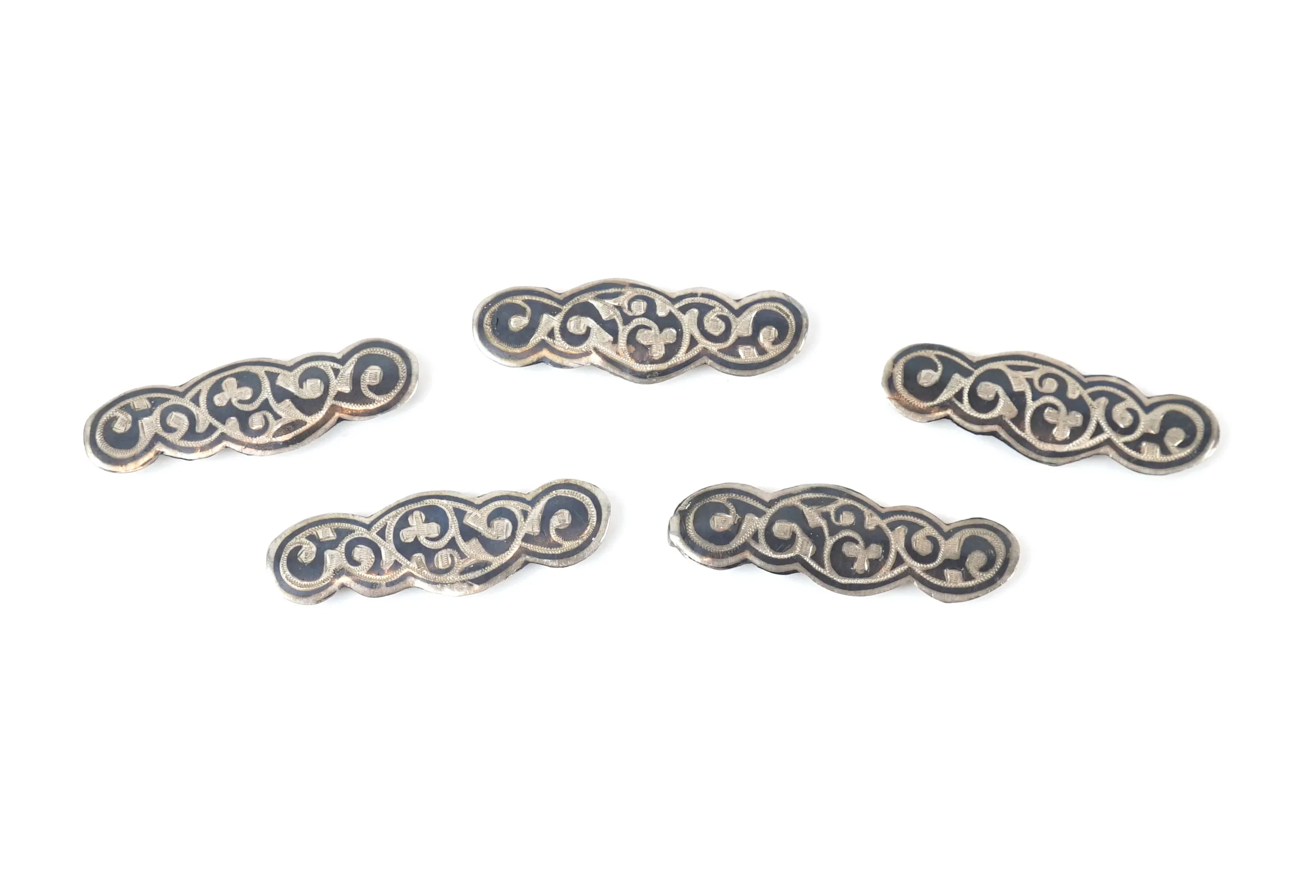 Buckles, 5 pieces, silver with neiillon work, Russia, 1800s/1900s.