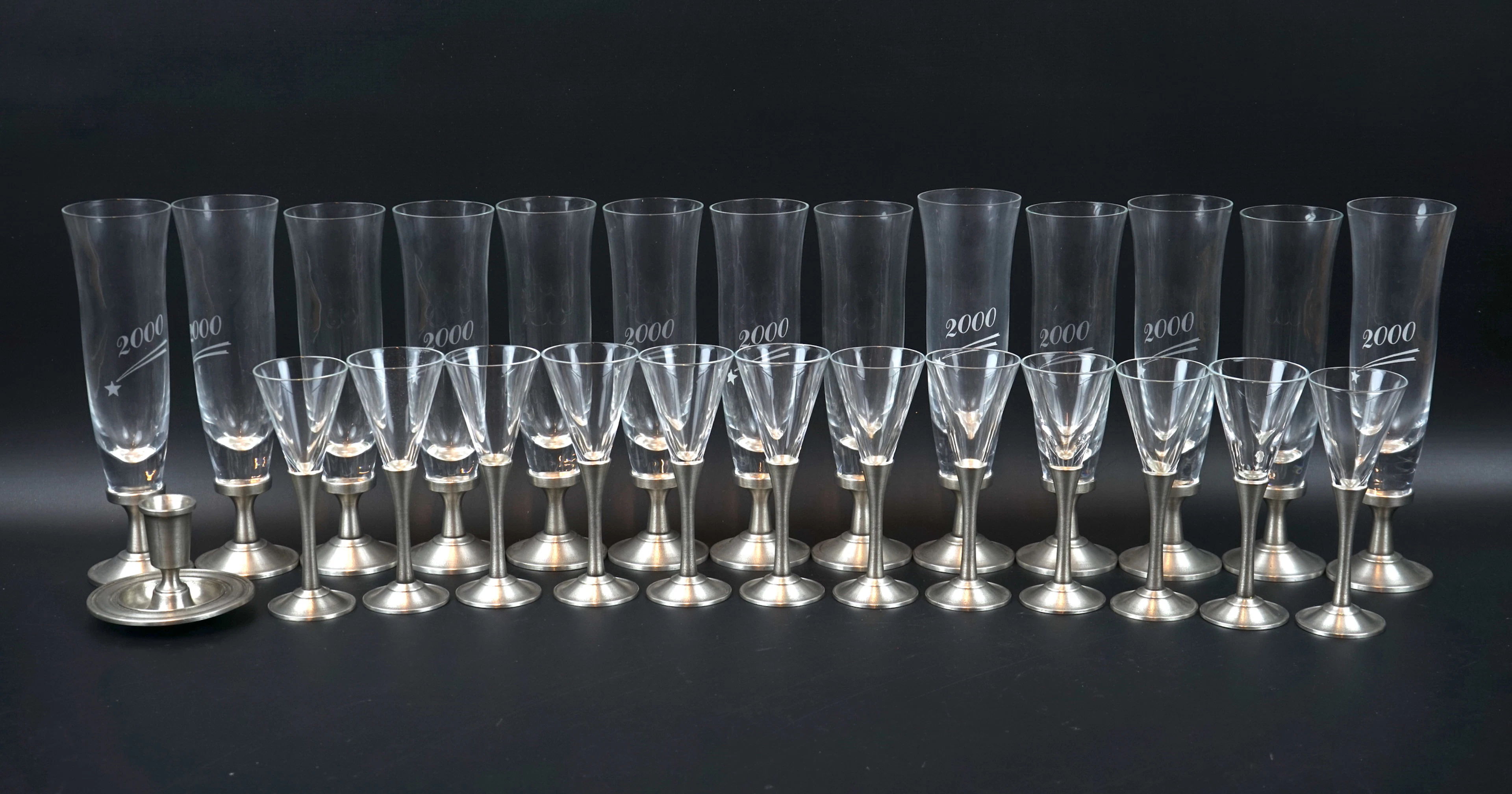 Verrerie et chandelier, 26 pièces, verre/étain, Rune Tennesmed.