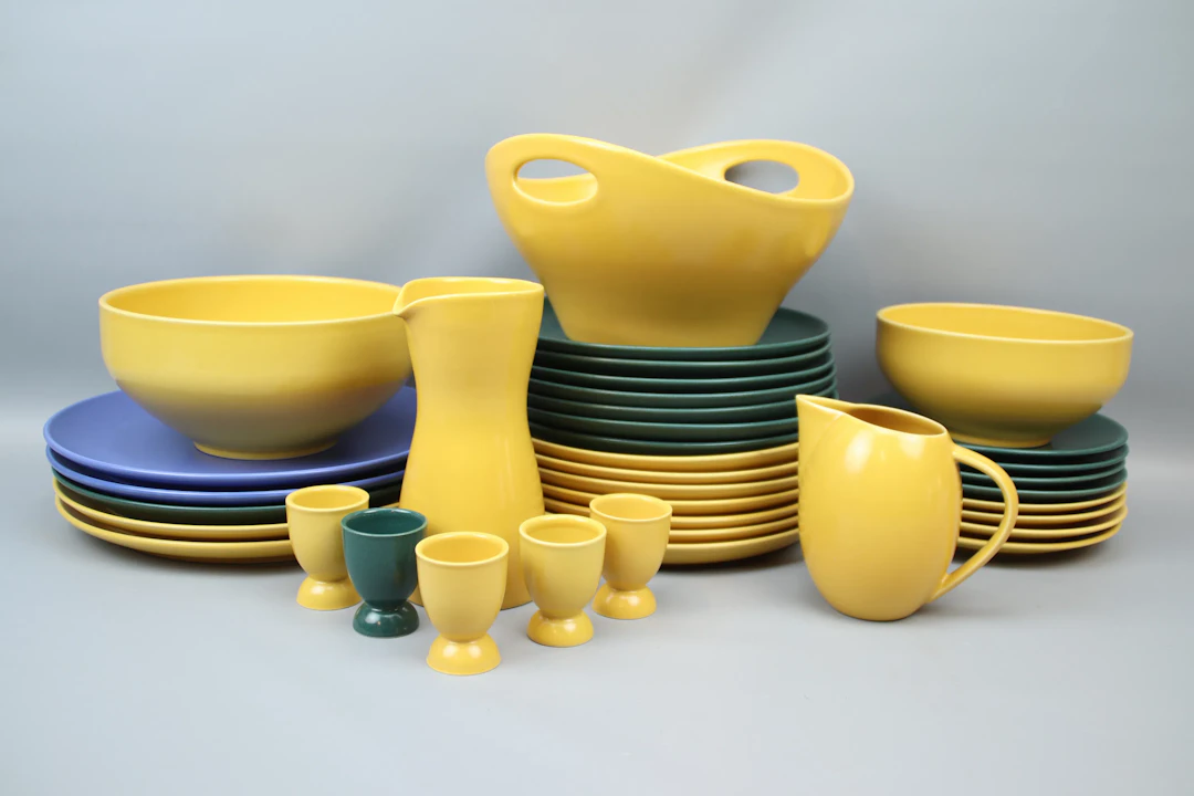 Vaisselle, faïence, 37 pièces, Höganäs.