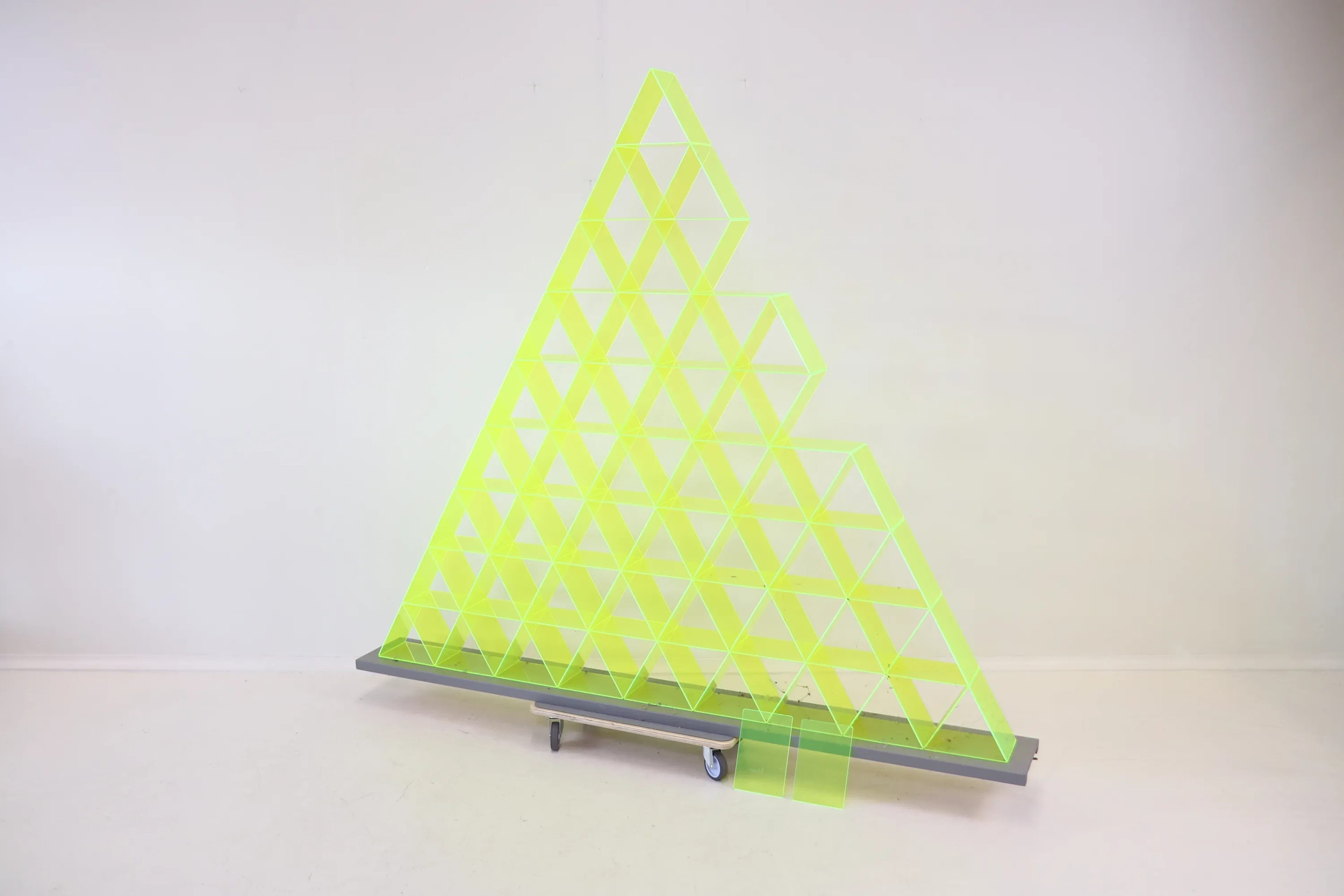 Birgitta Westberg Dahlström, una scultura in plexiglass.