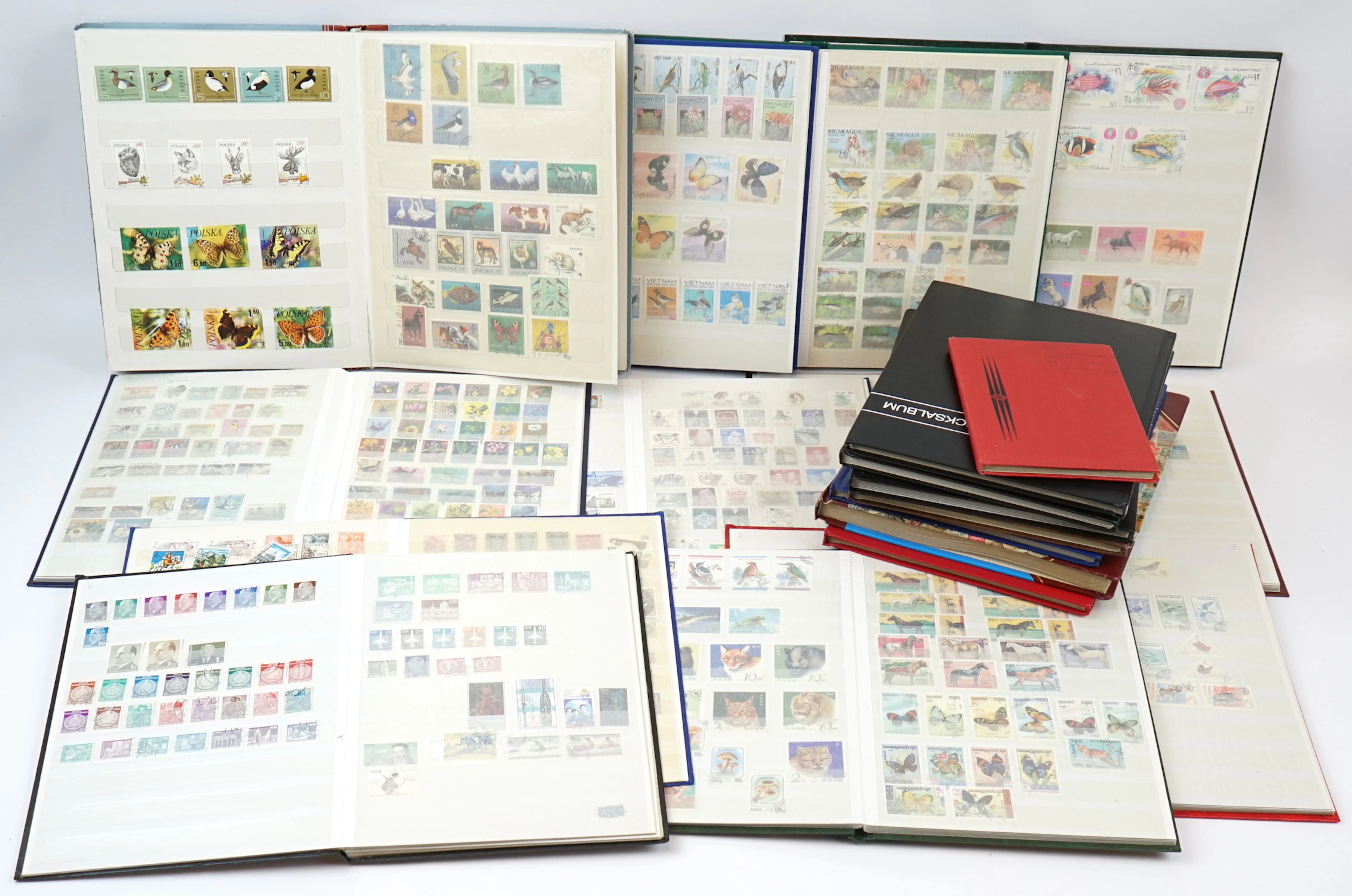 Collezione di francobolli, paesi diversi.