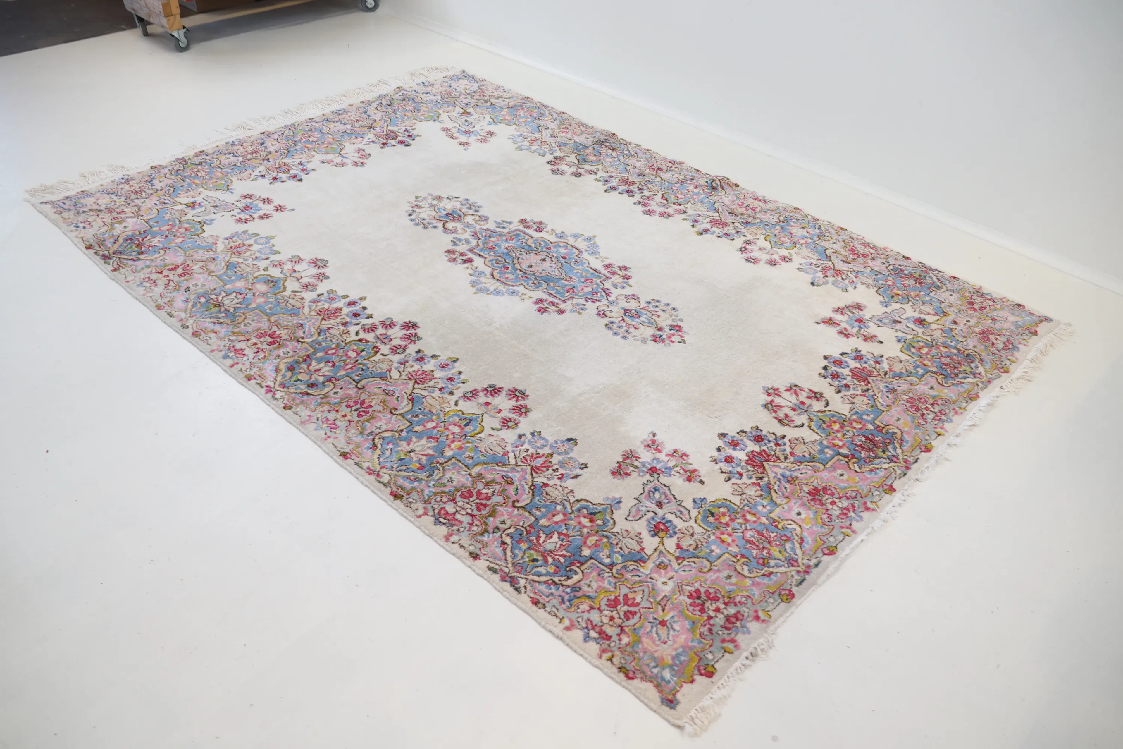 Rug, Kerman, hand-knotted, wool.