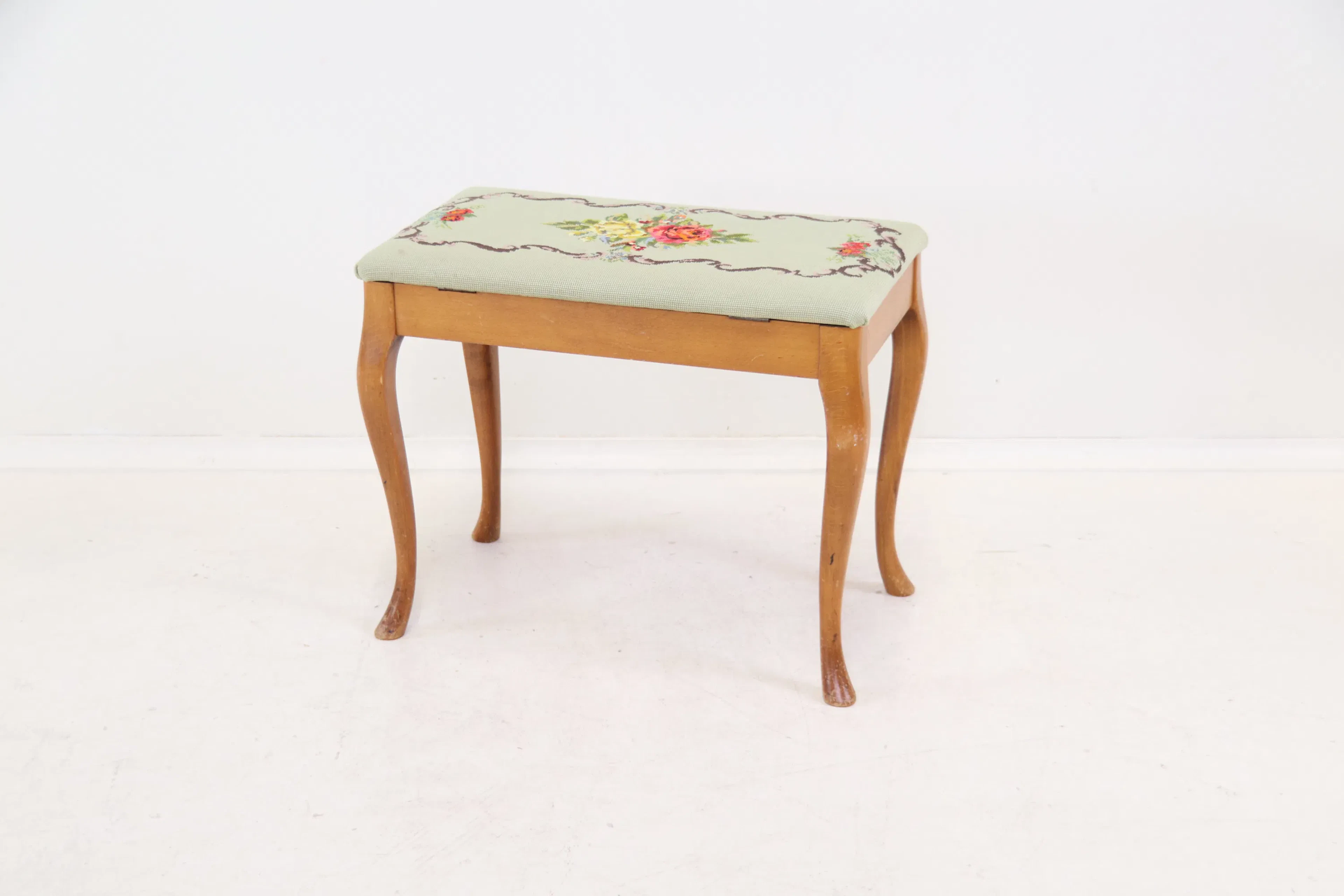 Stool with storage, wood/textile.