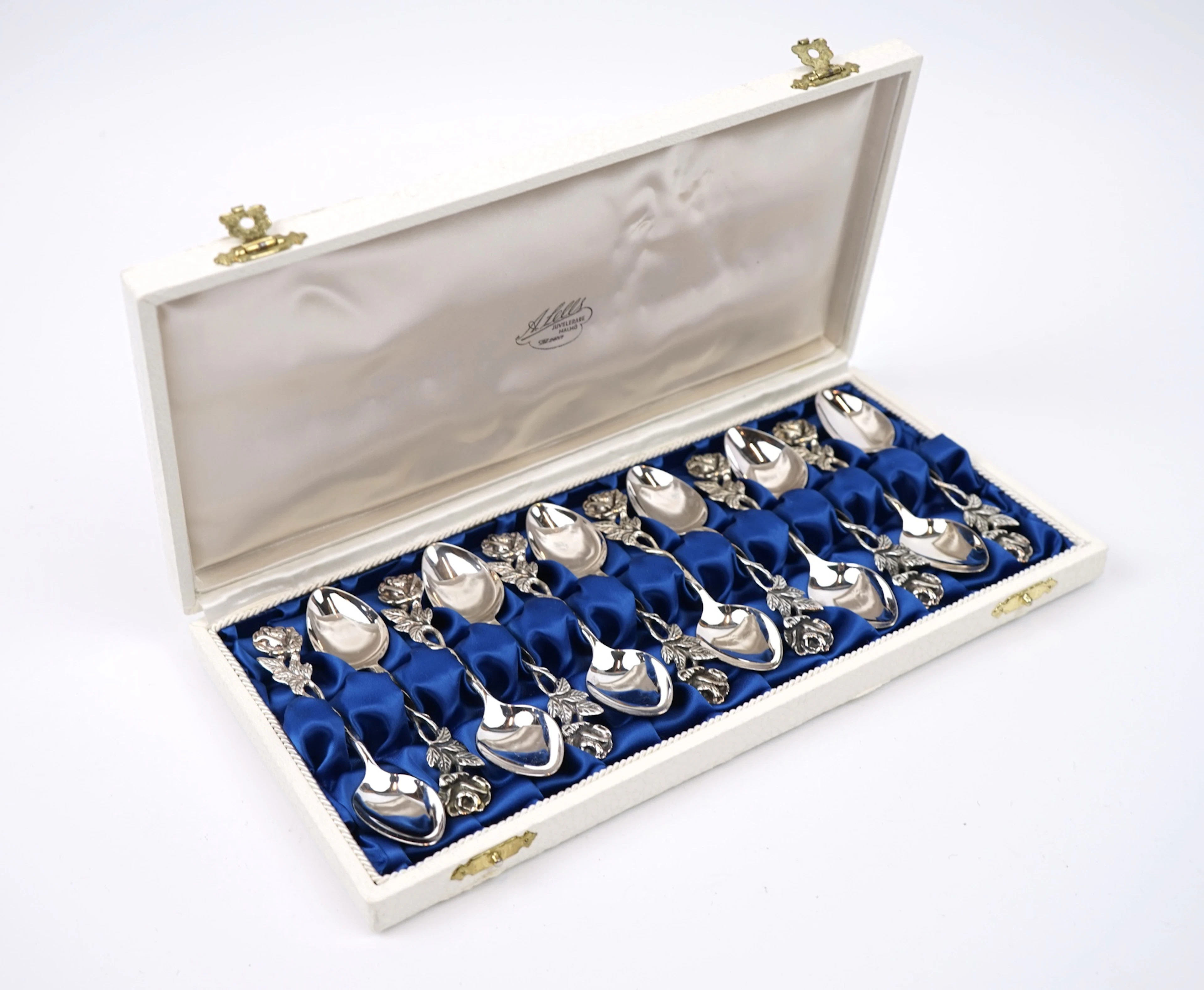 Scatole per mocasche, 12 pezzi, argento, ''La Rosa''.