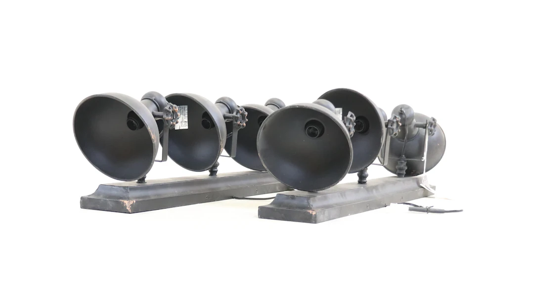 Ceiling lamps, 2 pcs, 3 light sources, metal.
