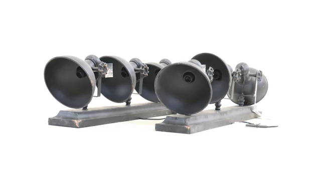 Ceiling lamps, 2 pcs, 3 light sources, metal.