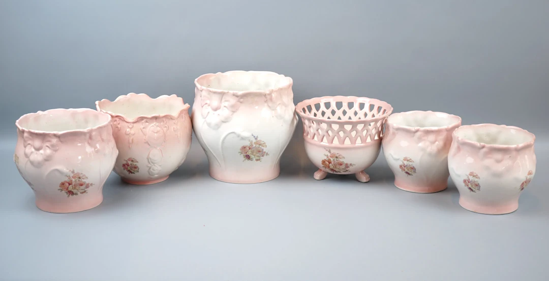 Scaletta, 6 pezzi, porcellana, RB Alcobaca, Portogallo.