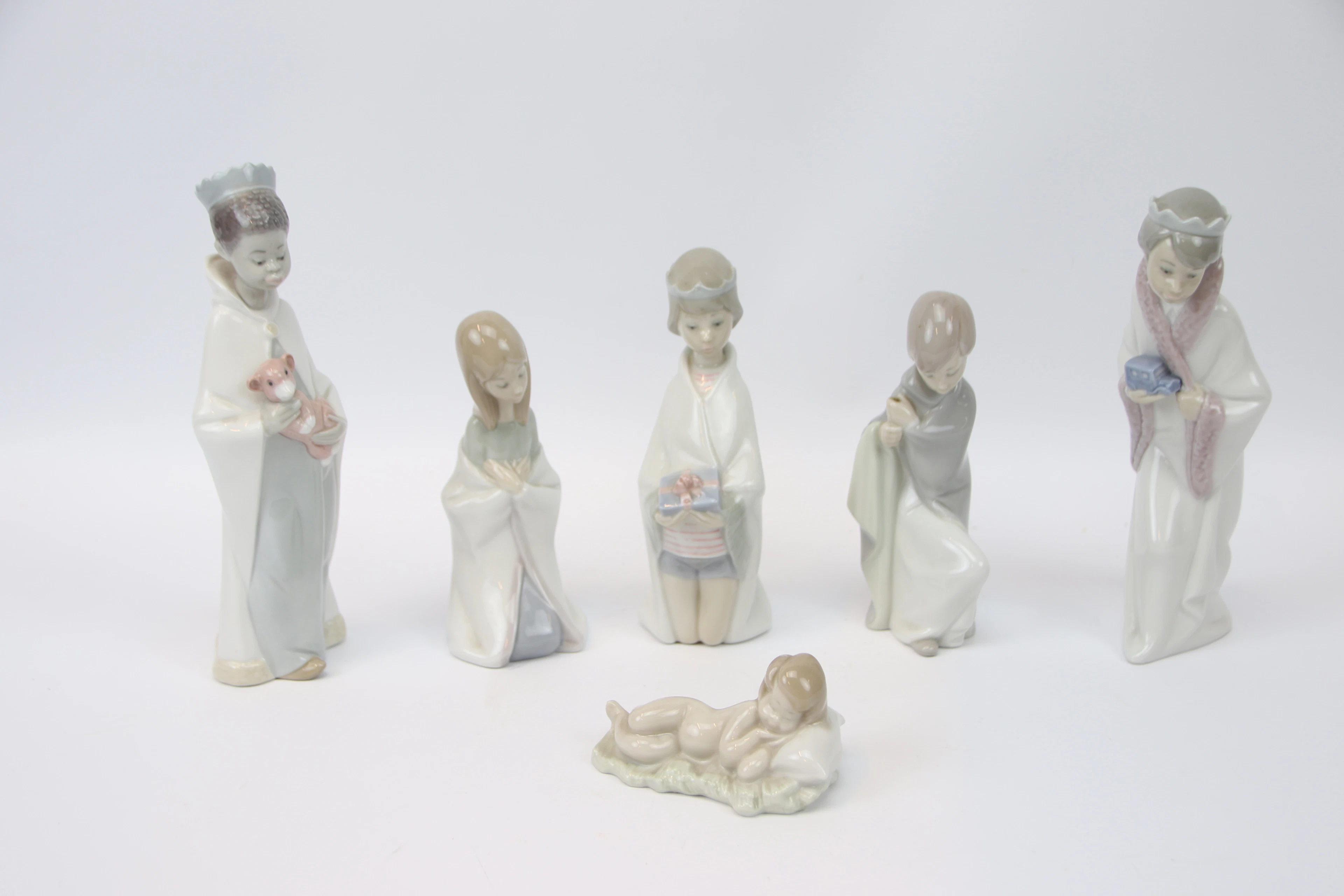 Figuritas, 6 piezas, "Nacimiento", porcelana, Lladro.