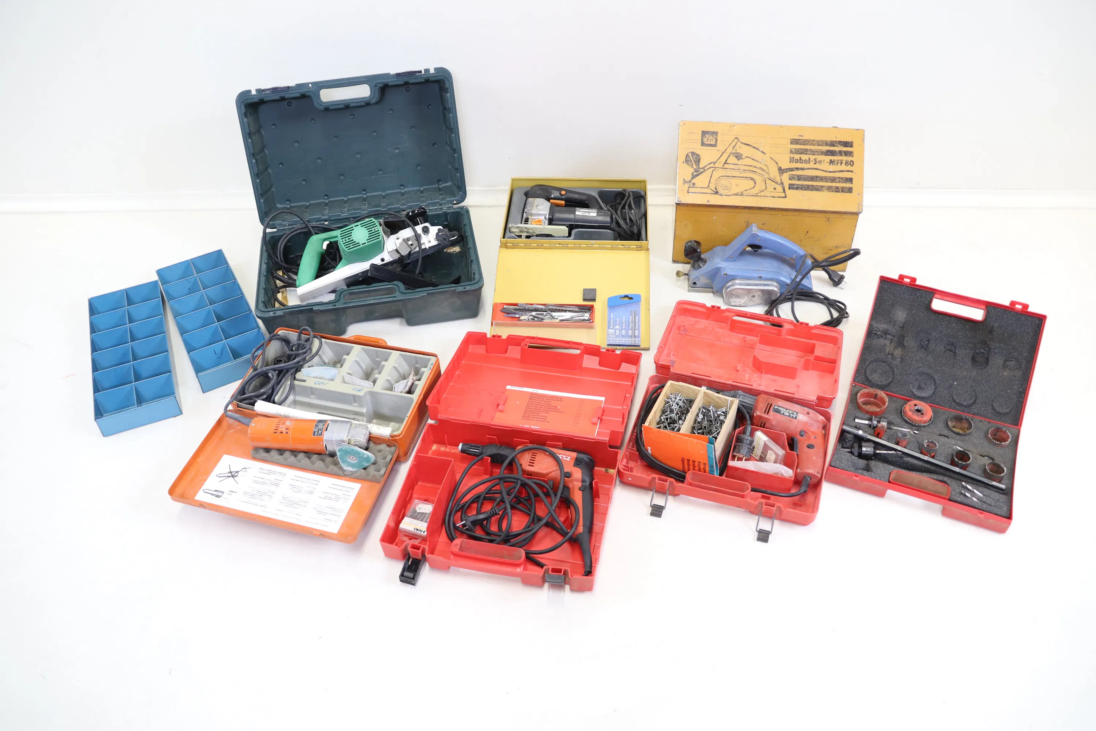 Power tools, etc., 9 pieces.