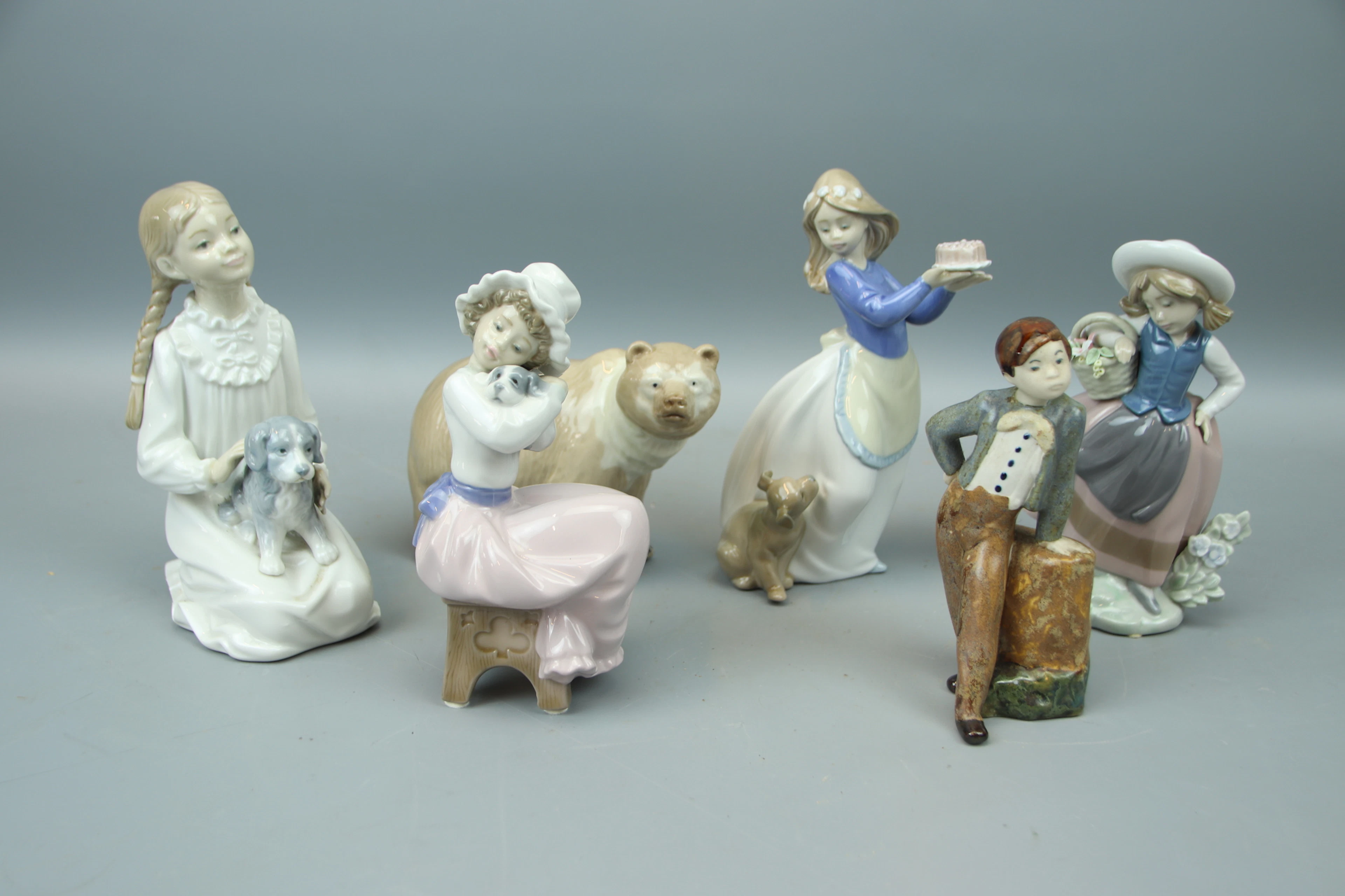 Figuritas, 6 piezas, porcelana, incluyendo Lladro.
