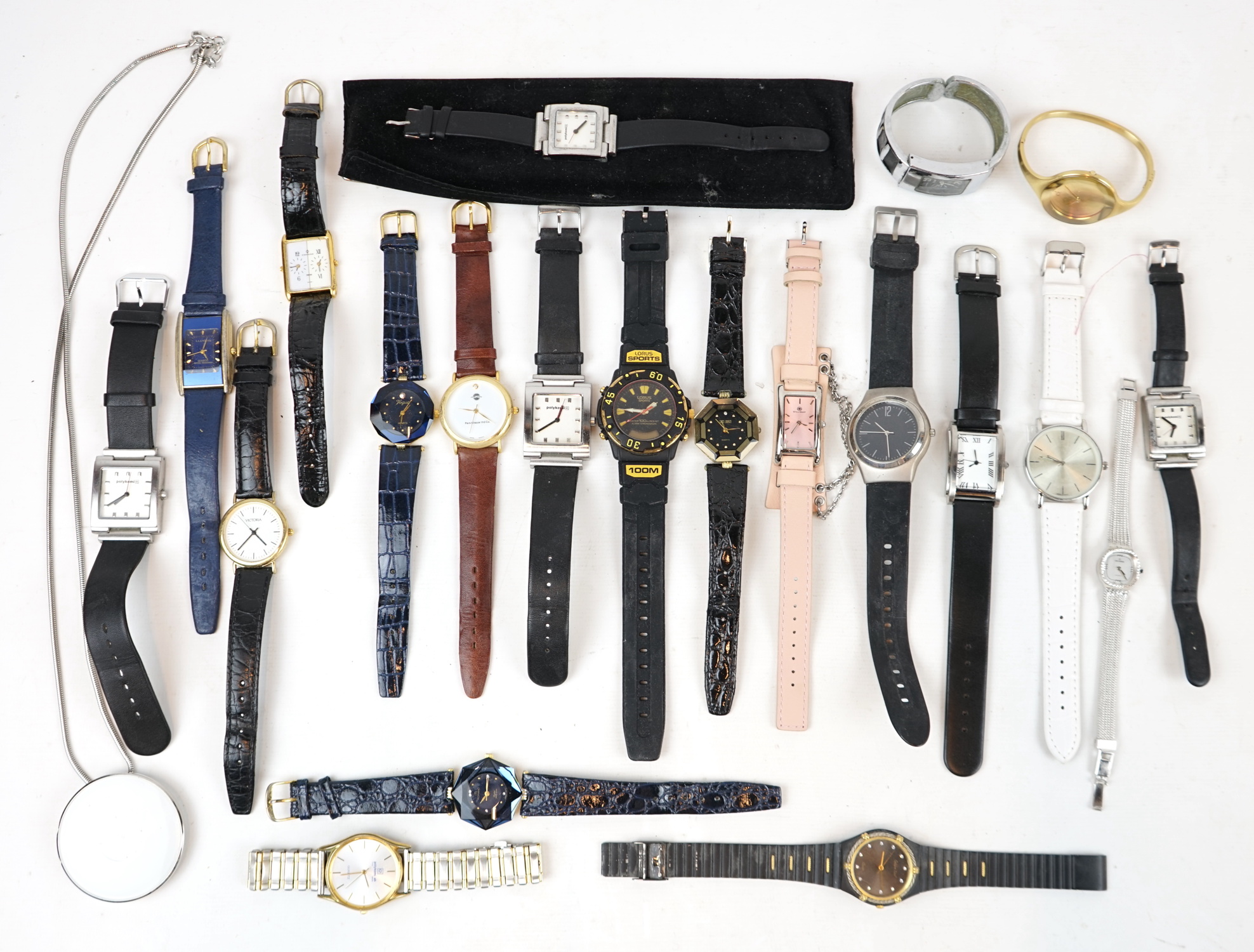 Relojes de pulsera, un lote.