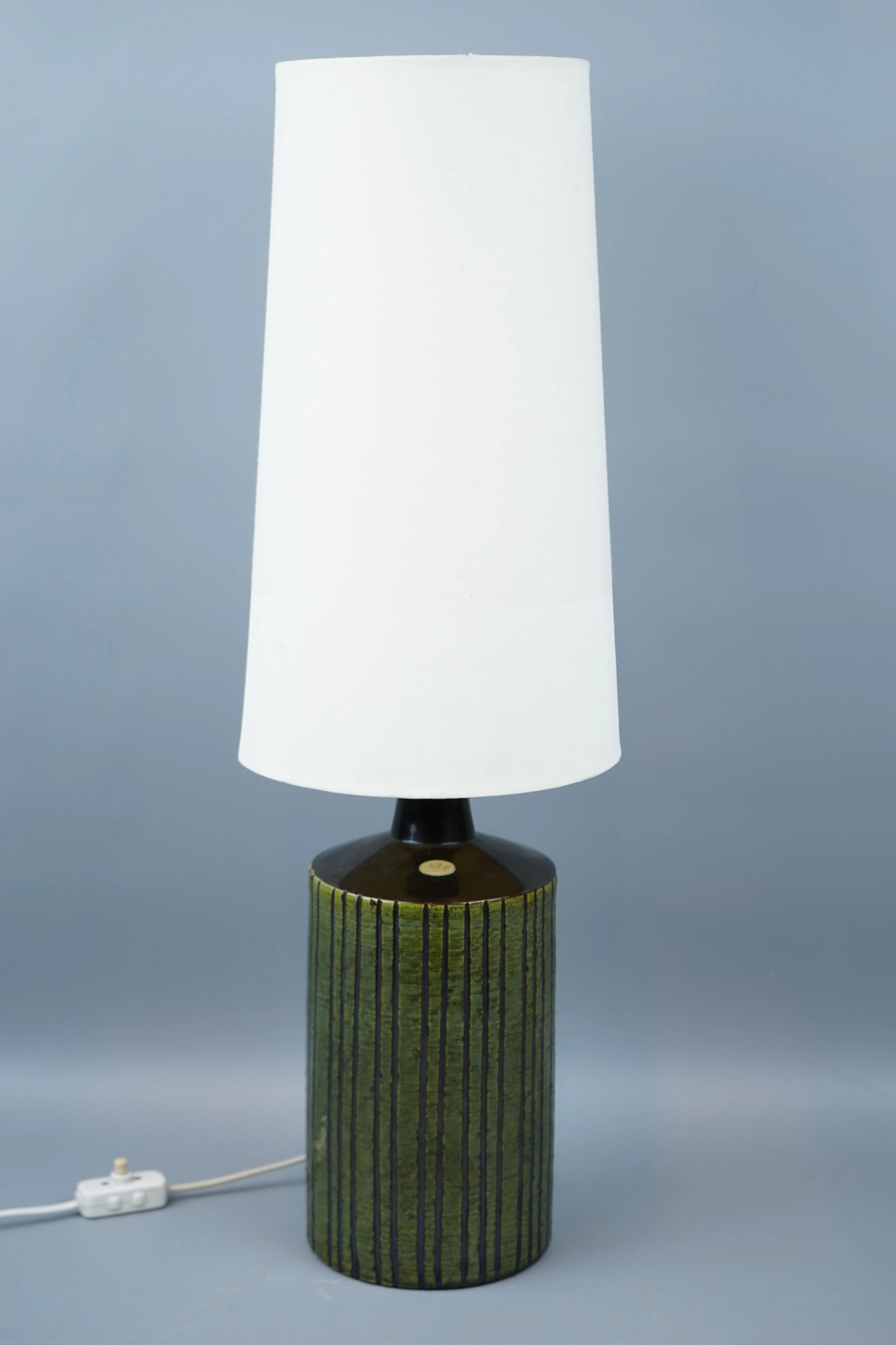 Jerk Werkmäster, a table lamp, ceramic/plastic/textile, Nittsjö, 1900s.