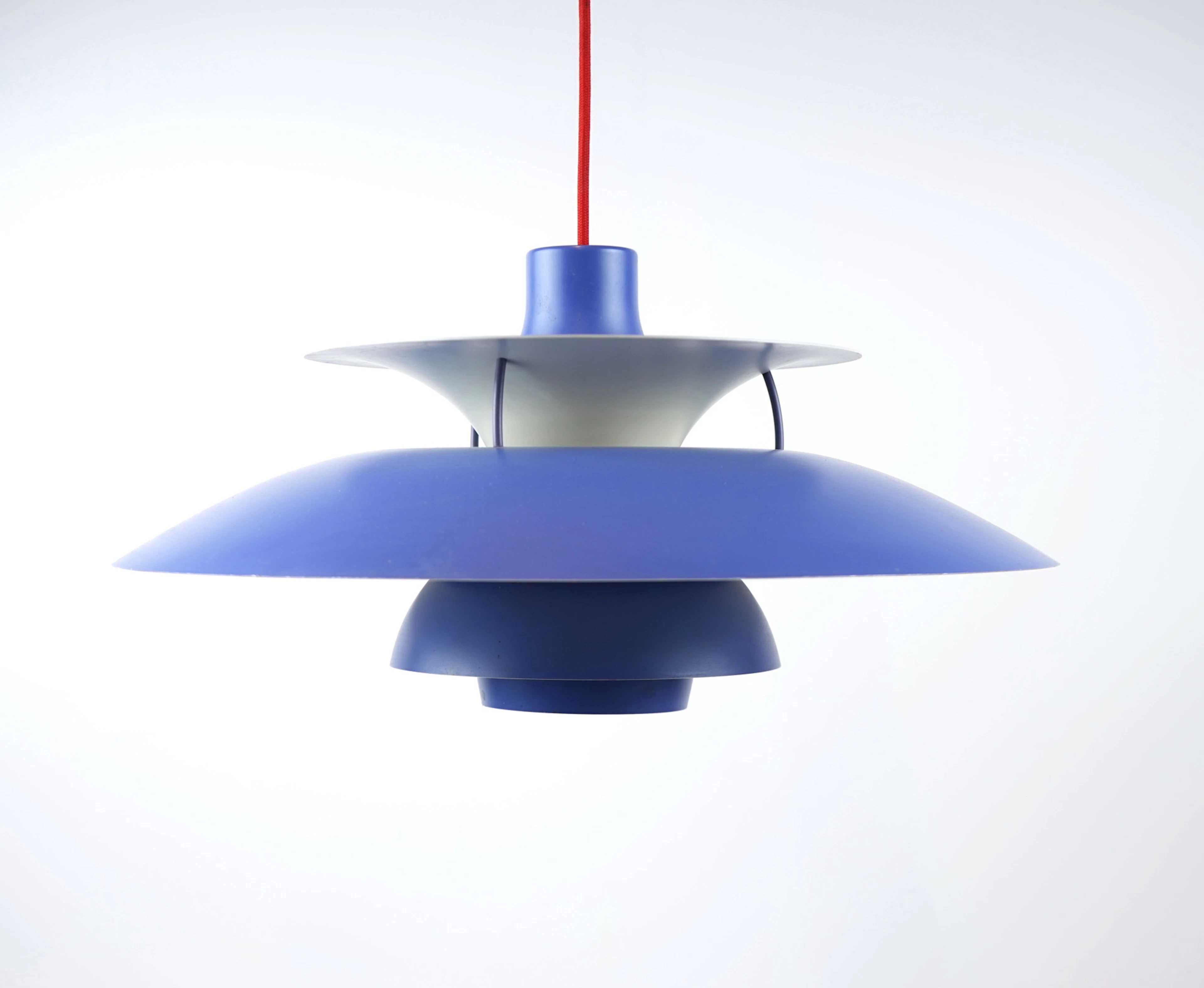 Poul Henningsen, Taklampa, metall, ''PH-5'', Louis Poulsen, Danmark.