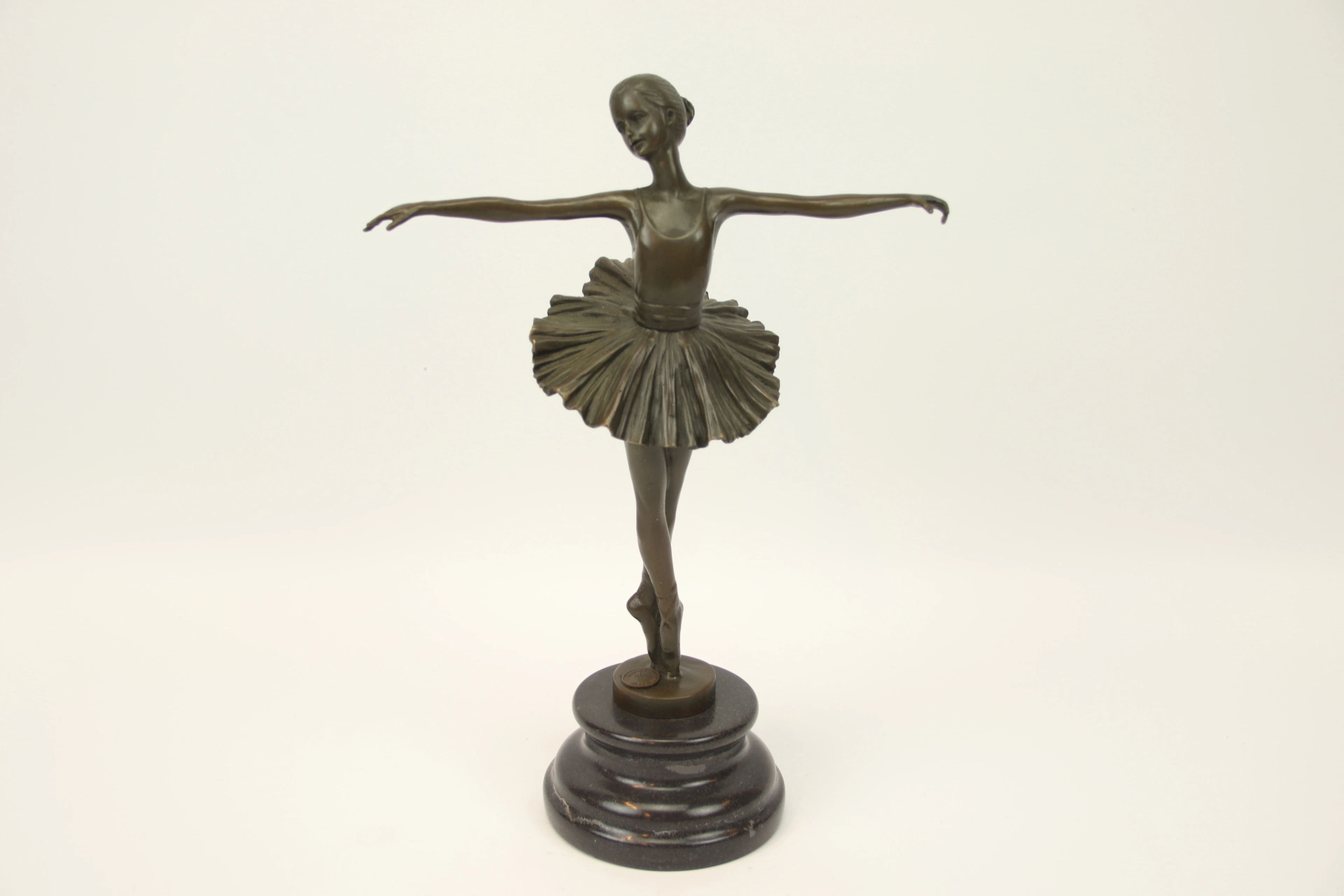 Scultura, bronzo patinato, J.B. Deposee, Bronze Garanti, Parigi, non firmata.