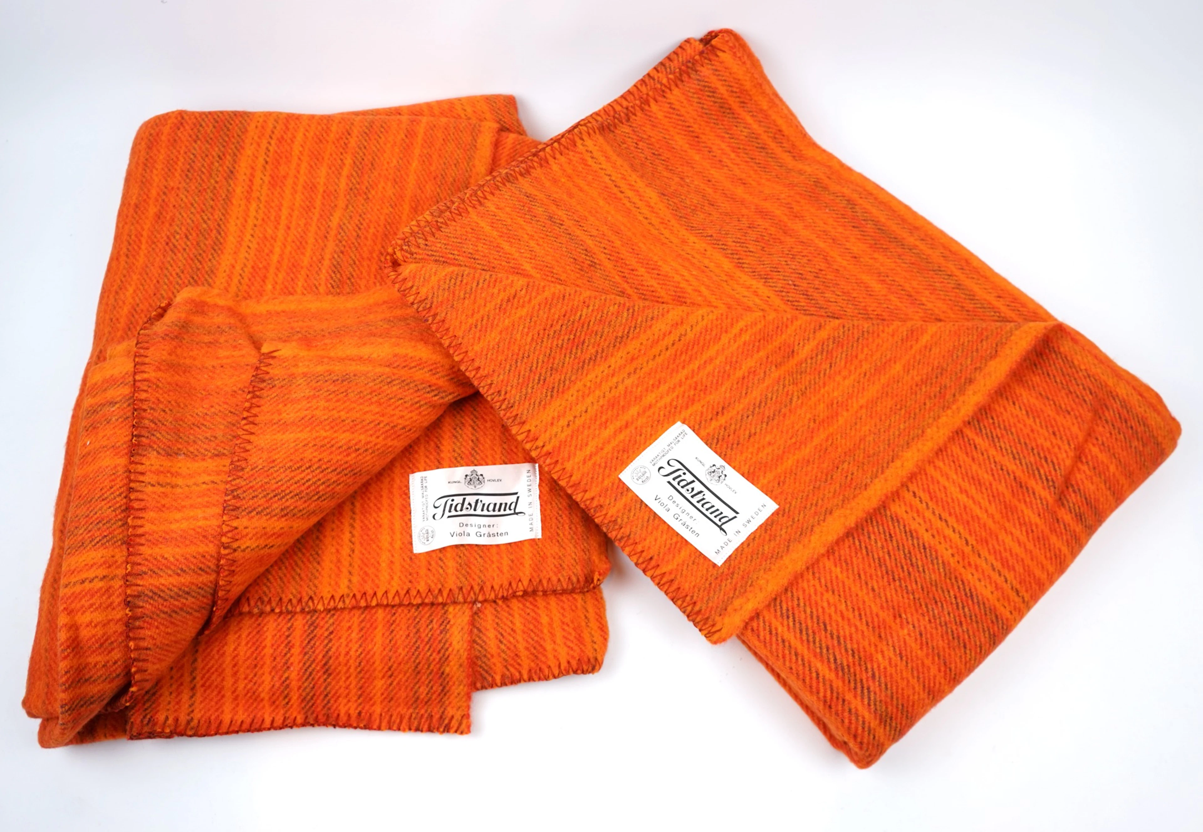 Viola Gråsten, a pair of wool, blankets, Tidstrand.
