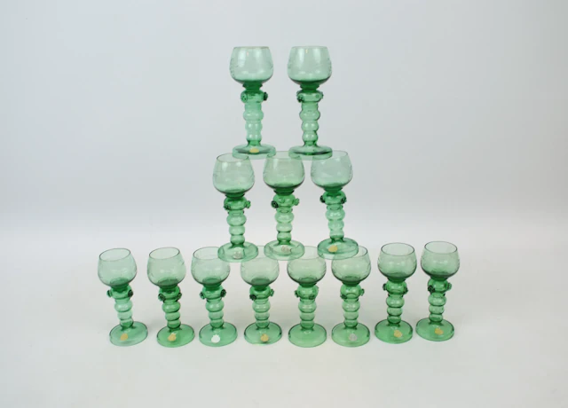 Liqueur straps, 13 pcs, Skånska Glasbruket.