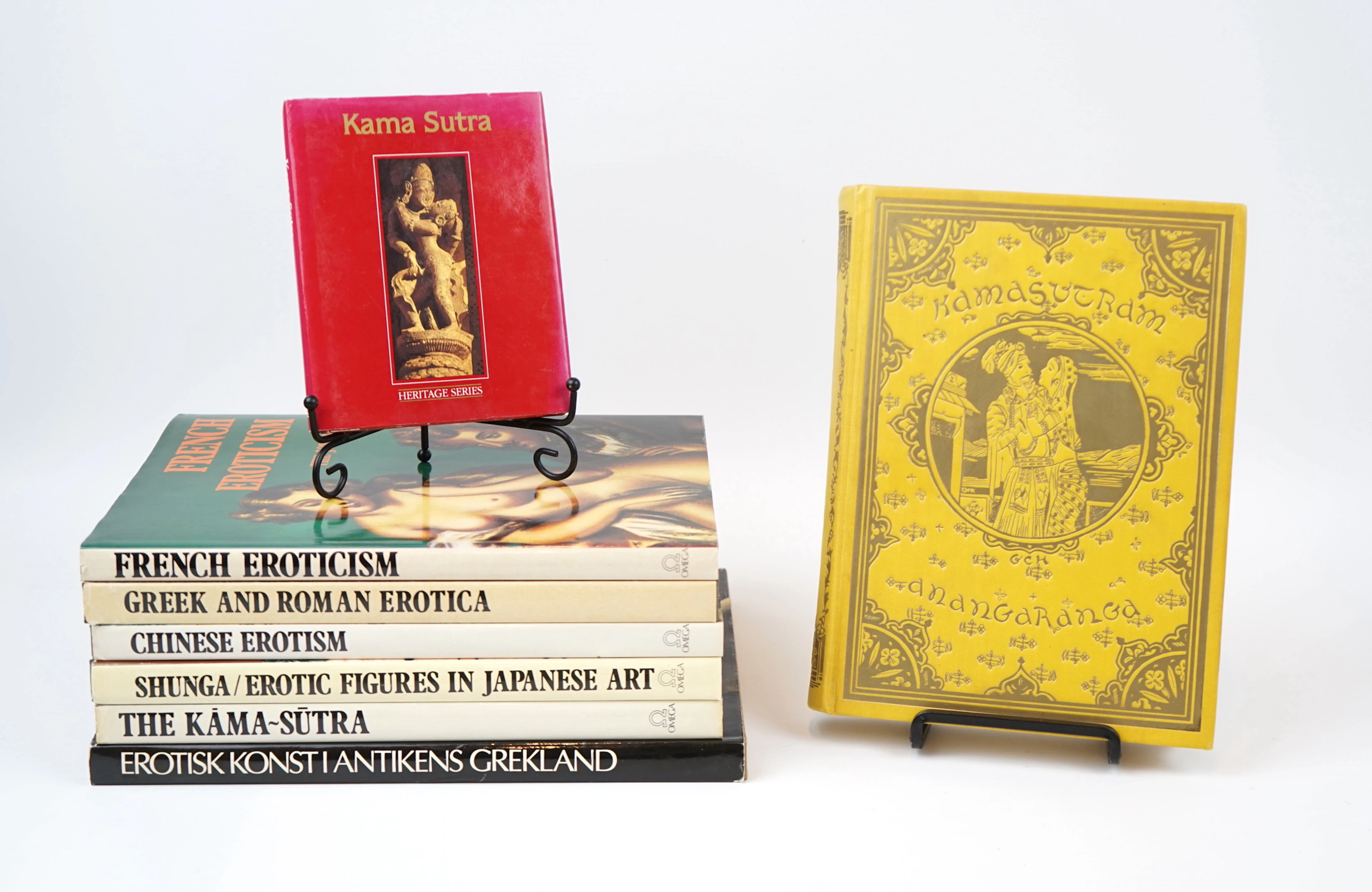 Bücher über Erotik, 8 Stück.