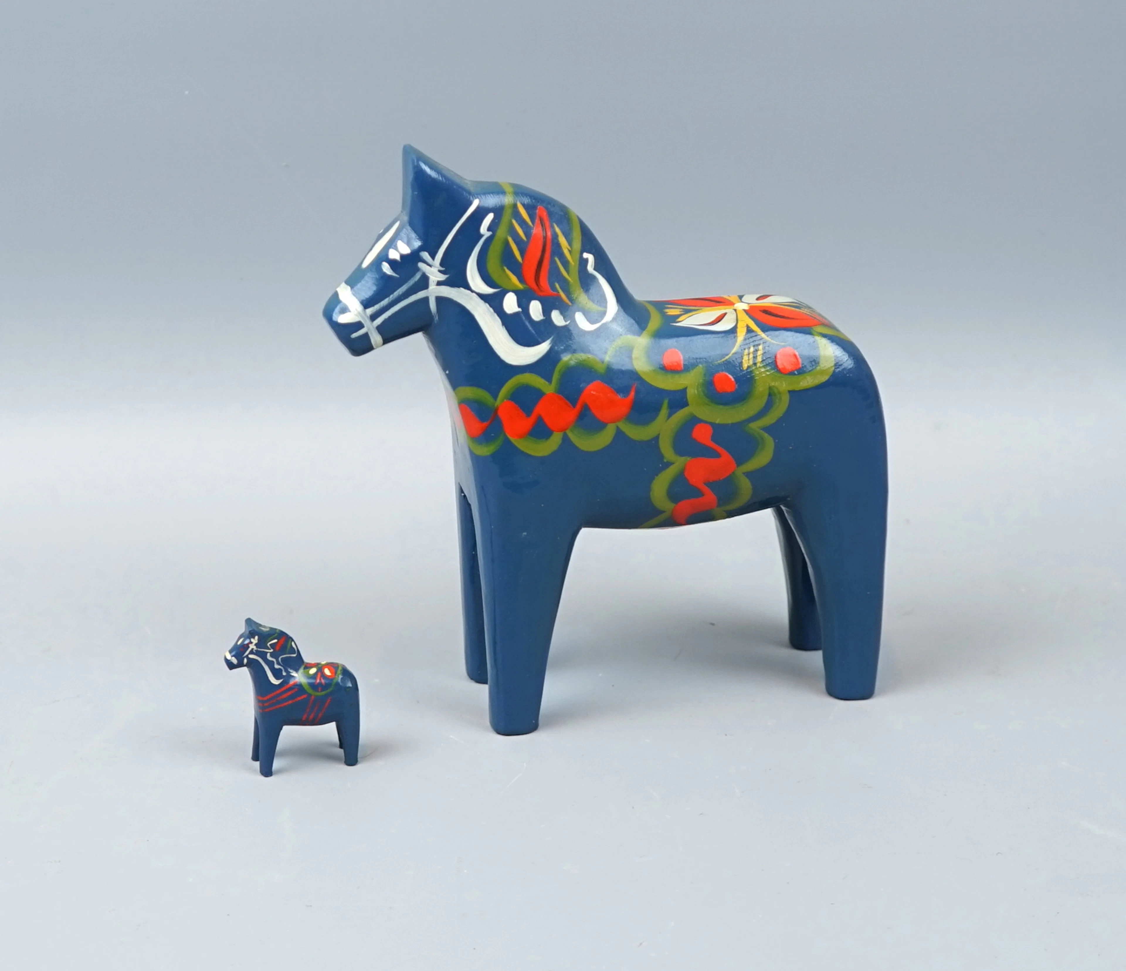 Dala horses, 2 pcs, wood.