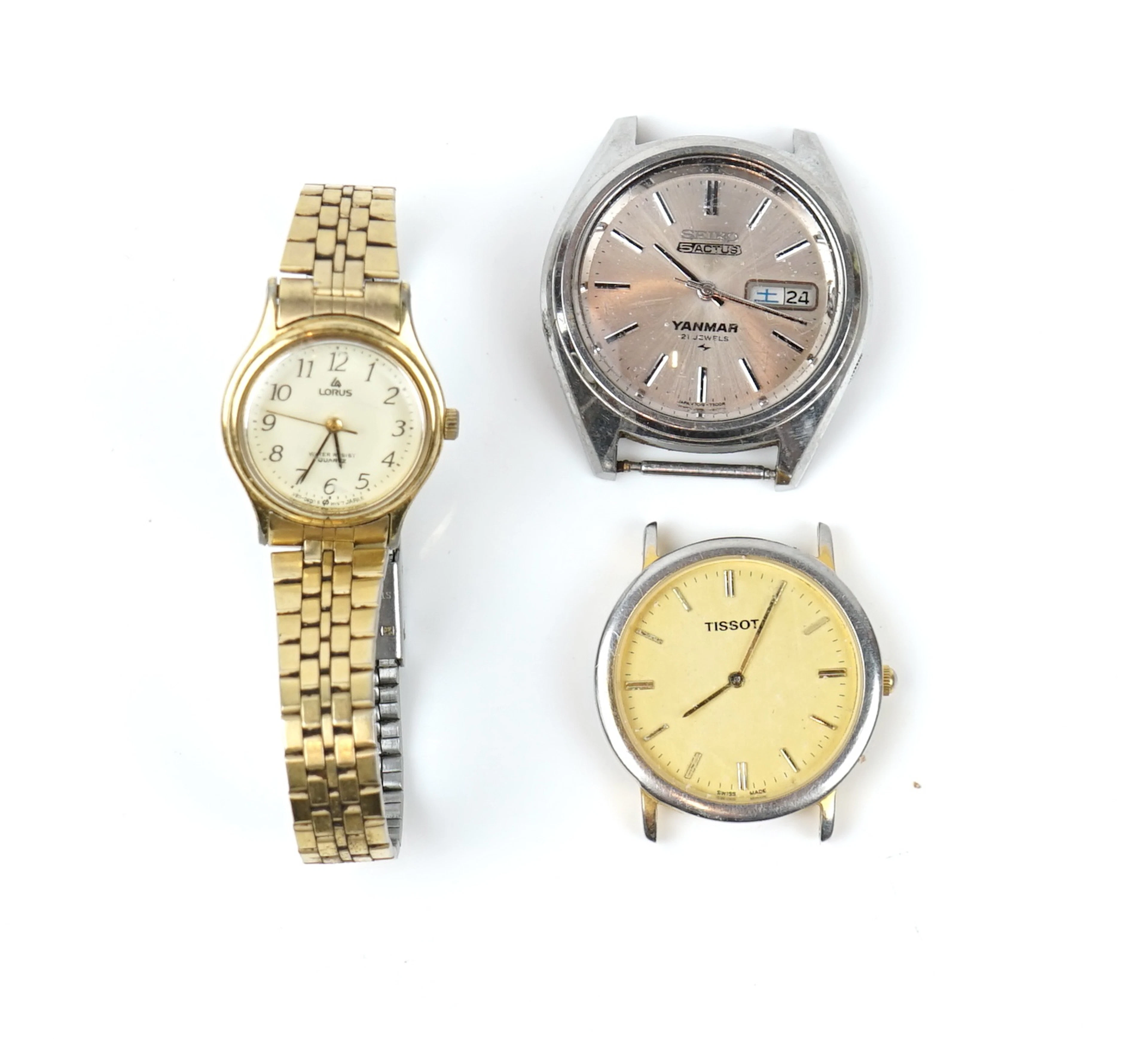 Relojes de pulsera, 3 piezas, Seiko, 5Actus Yanmar, Tissot y Lorus.