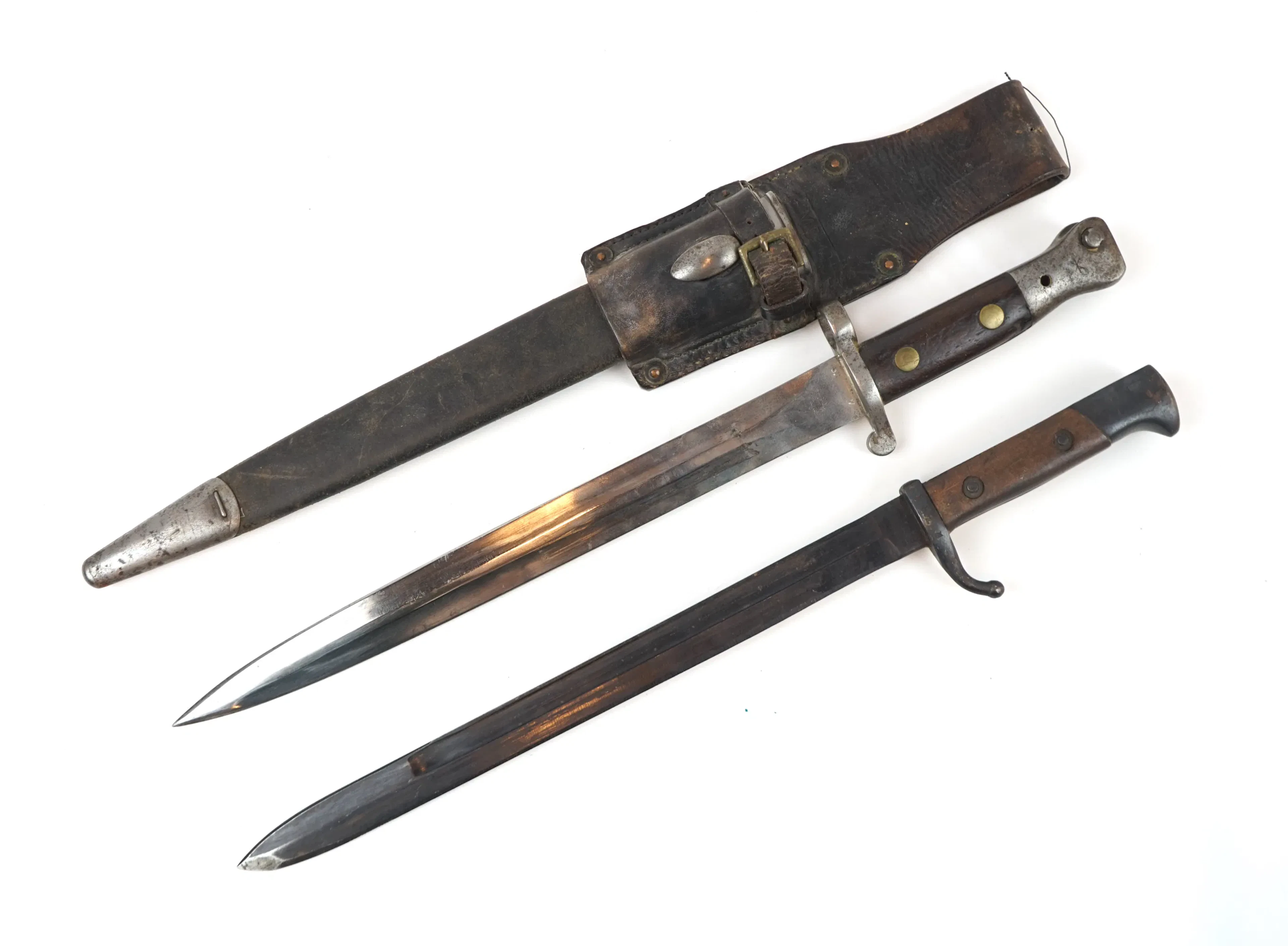 Baïonnettes, 2 pièces.