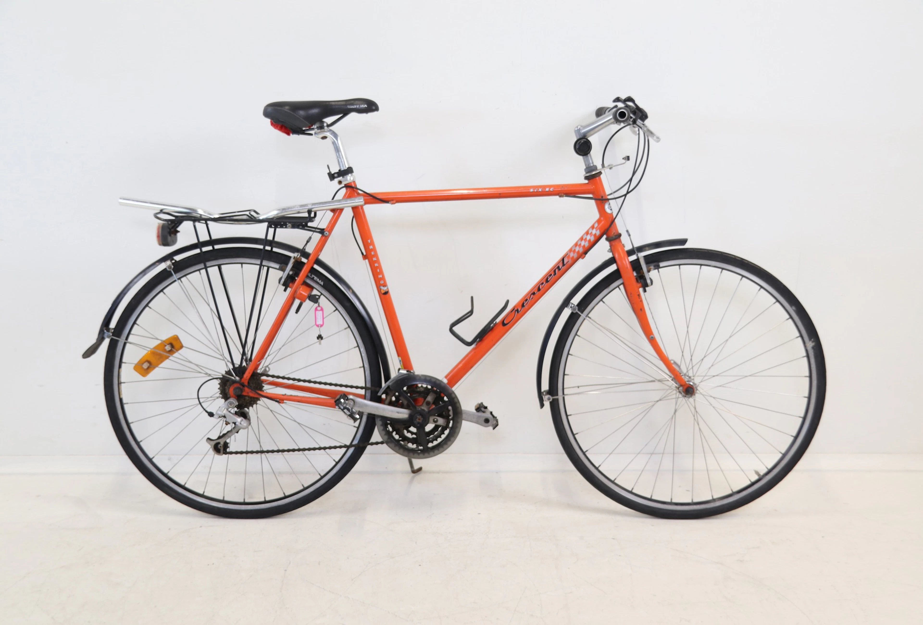 Bicicleta masculina, marchas, 28 pulgadas, "Trekking STX RC", Crescent.