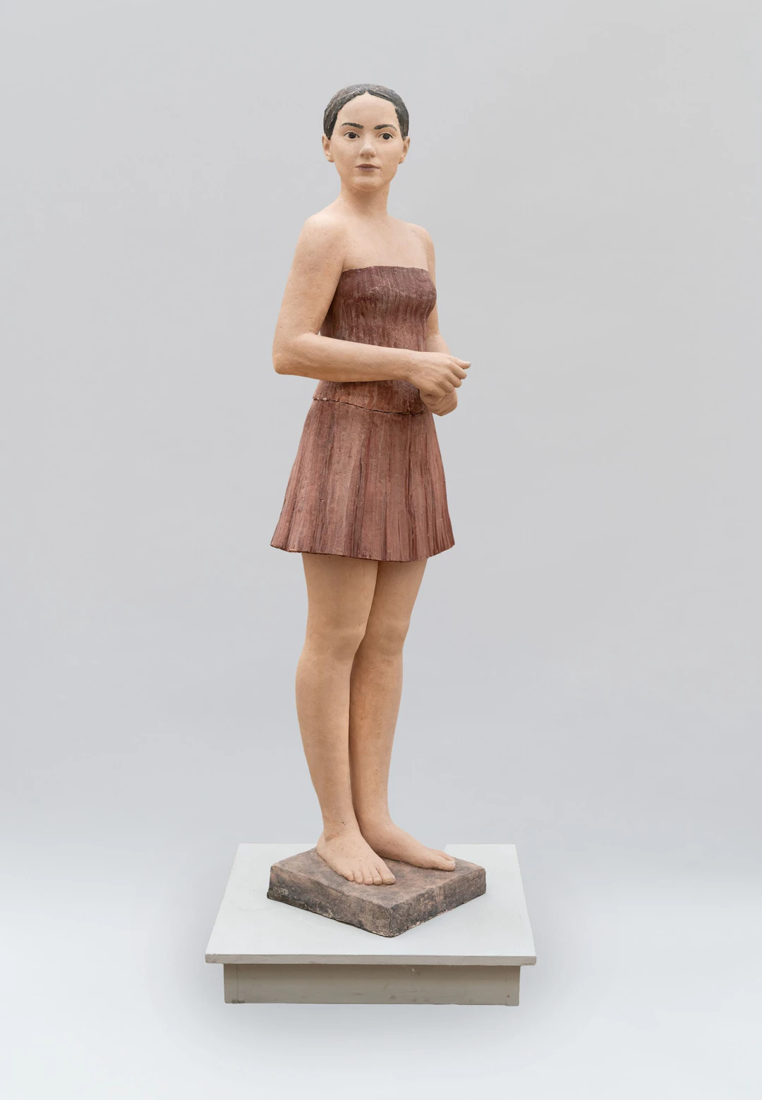Stehende in rotem Kleid Robert Metzkes