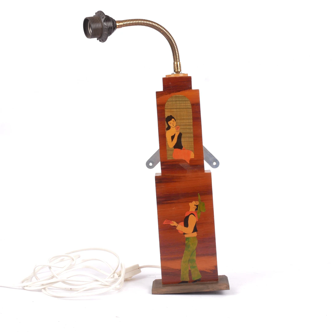VÄGGLAMPA, trä med intarsia, 1900-talets mitt.