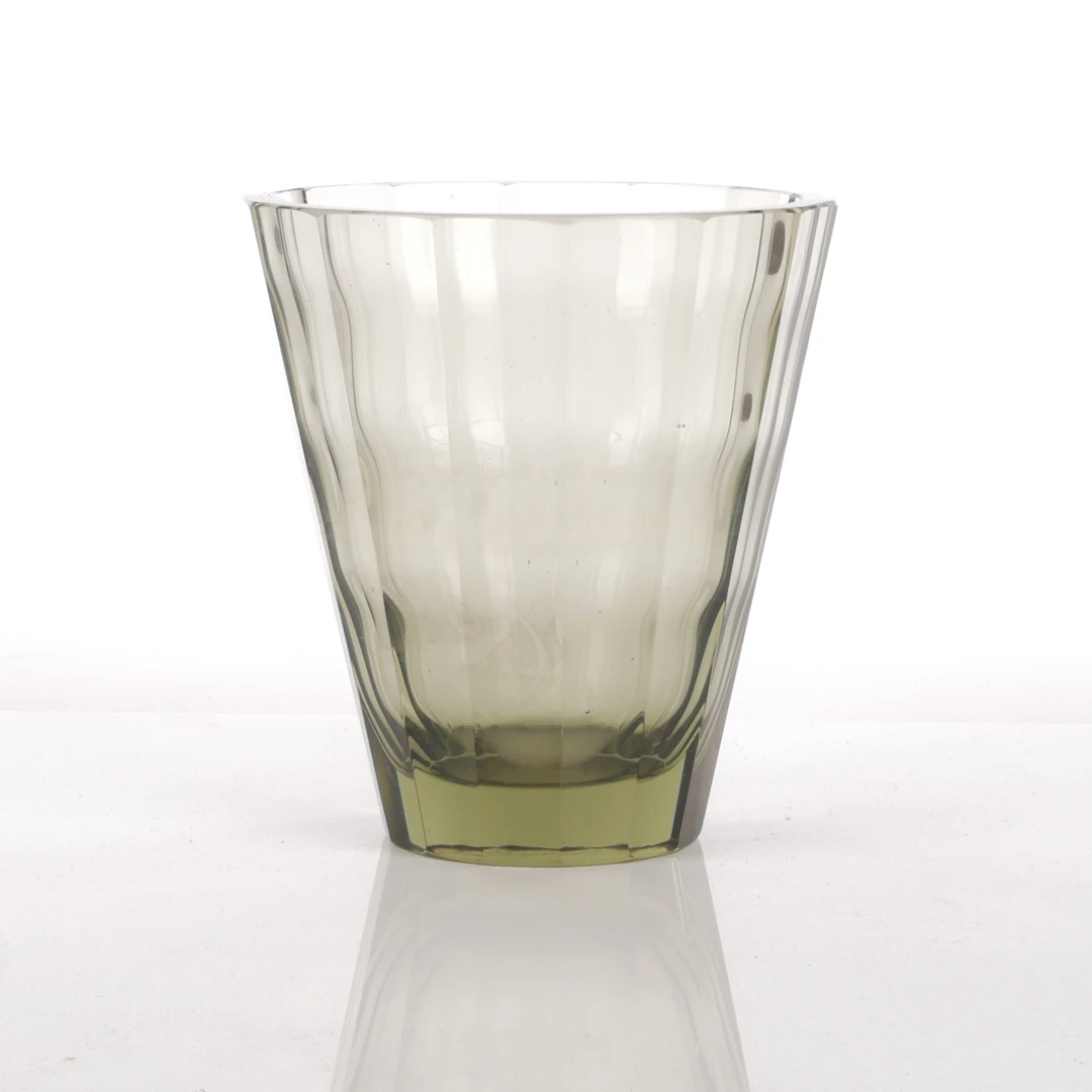 ELIS BERGH. Vas, optikblåst glas, Kosta, signerad.