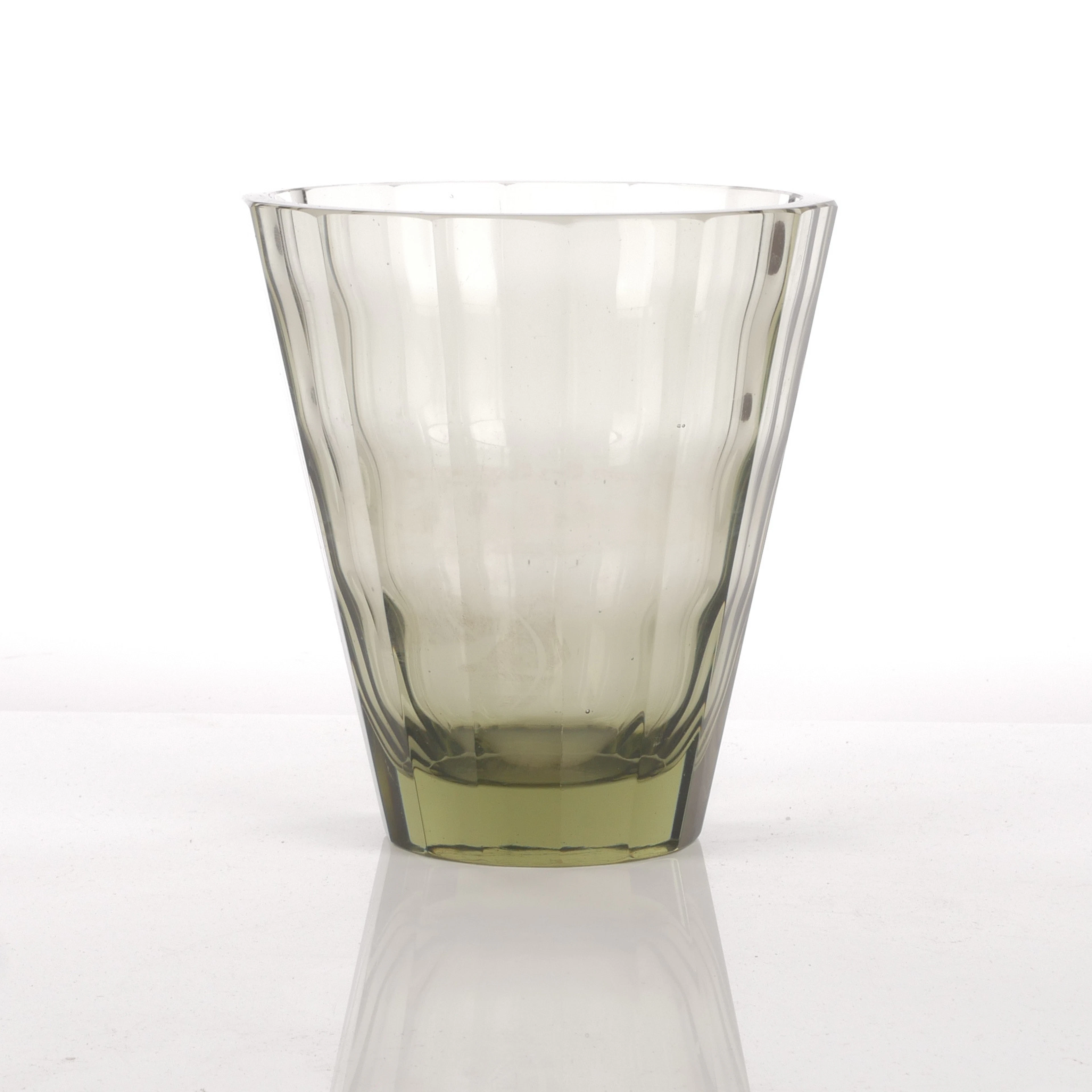 ELIS BERGH. Vas, optikblåst glas, Kosta, signerad.