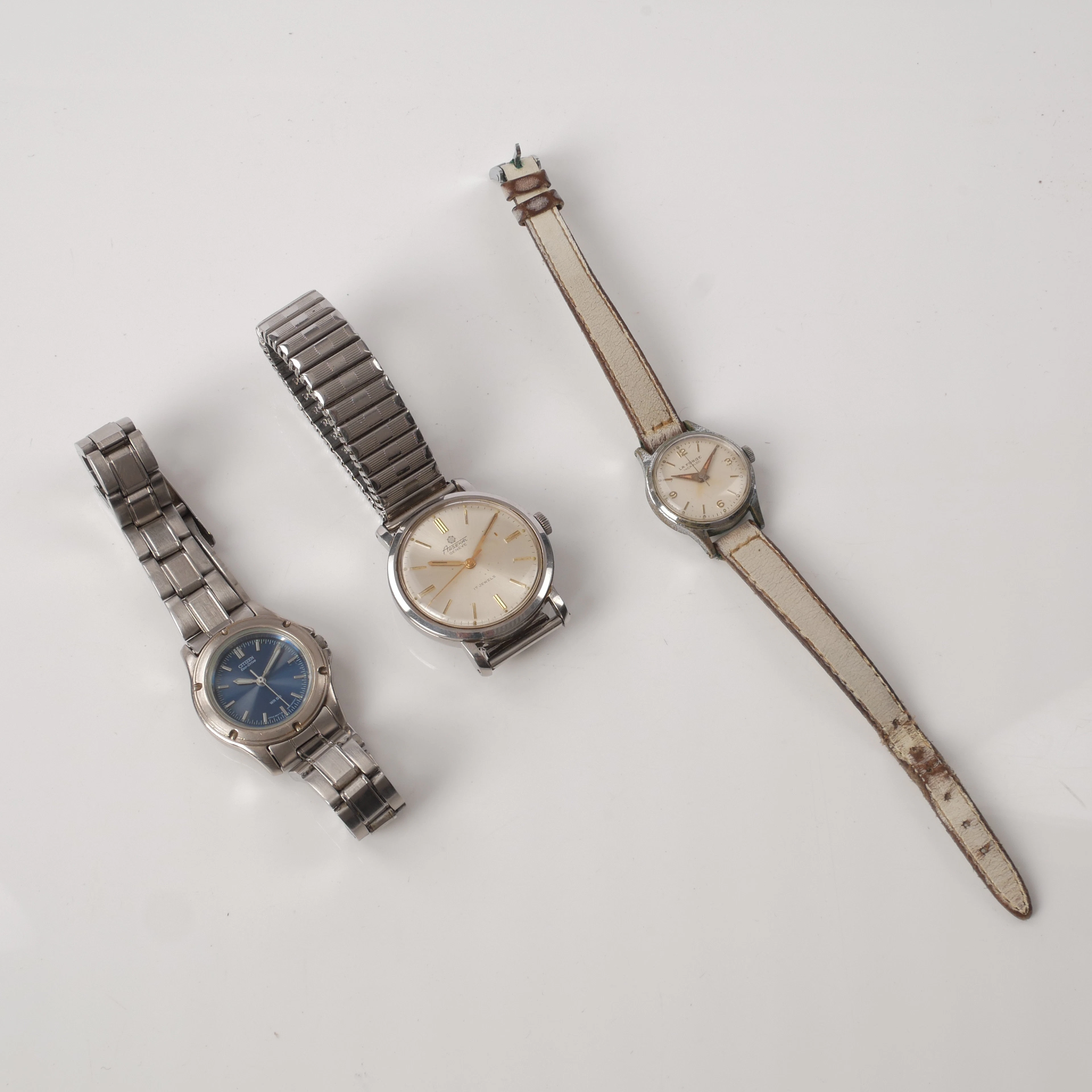 ARMBANDSUR, 3 st, bla "Arsenal", Schweiz.