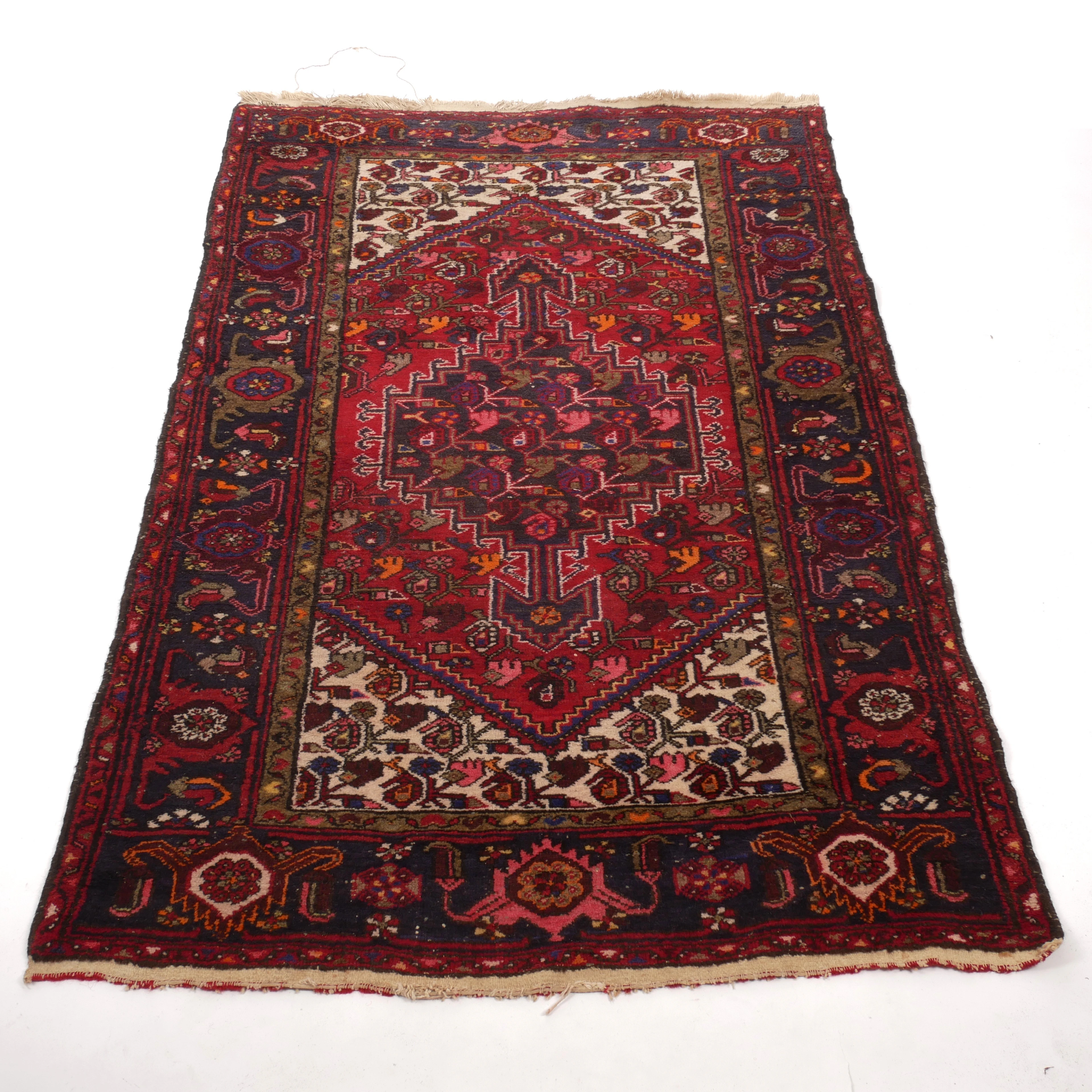 MATTA, Persien, 129x205 cm.