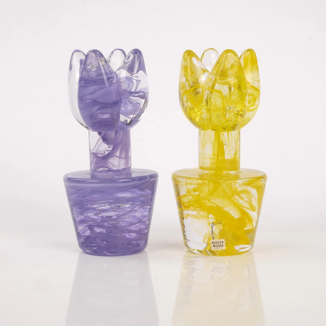 ULRICA HYDMAN-VALLIEN. Glasskulpturer, 2 st, "Flower Power", Kosta Boda.