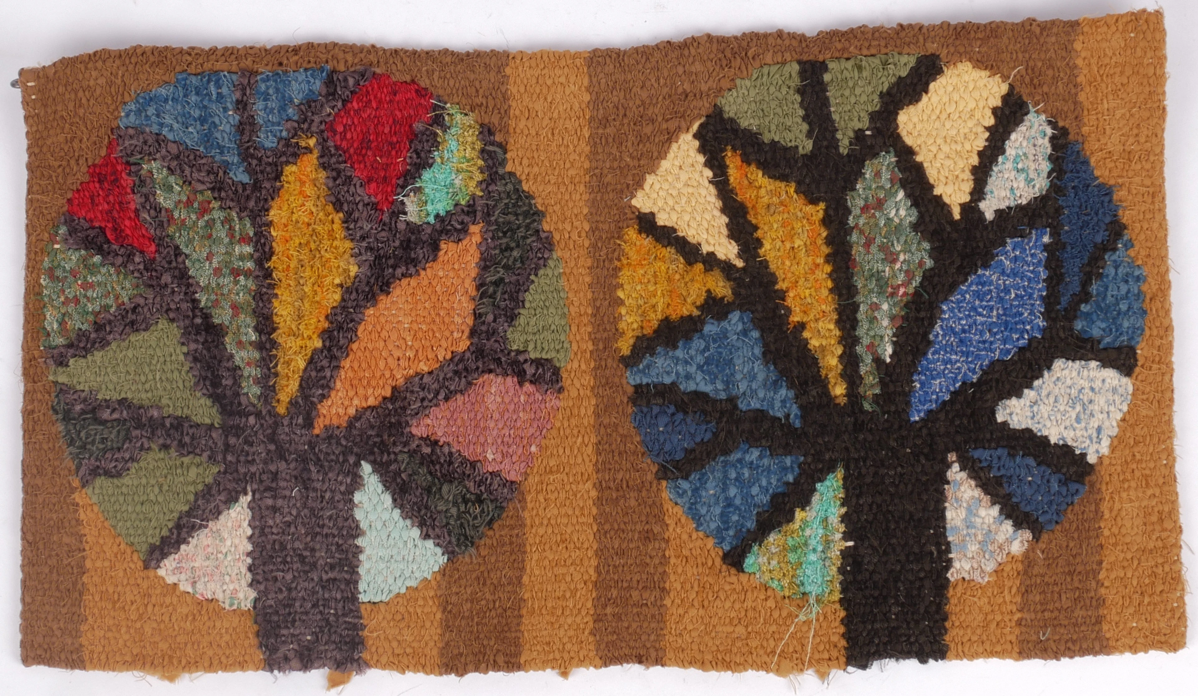 VÄGGBONAD, textil.