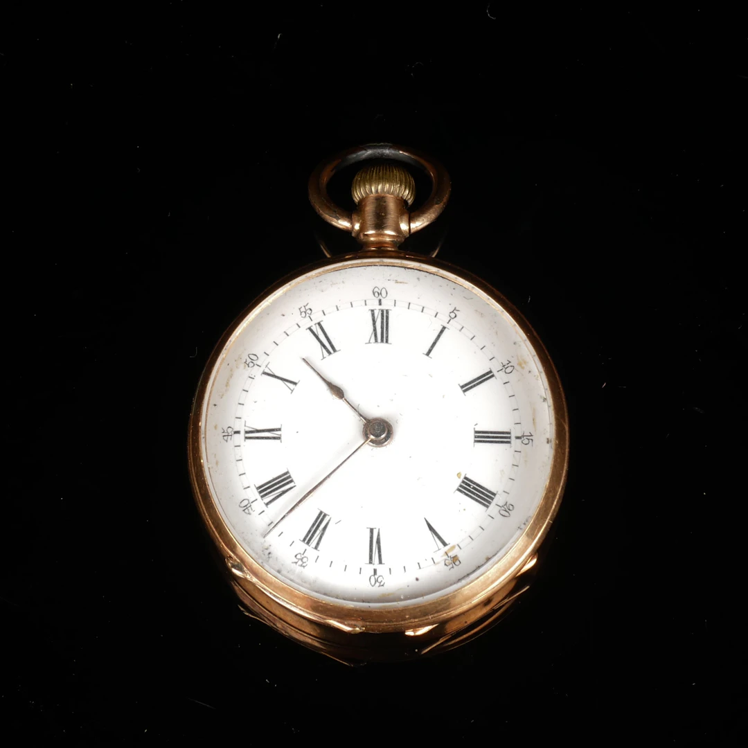 DAMFICKUR, ytterboett 14K guld, Cylindre 8 Rubis, omkring 1900.