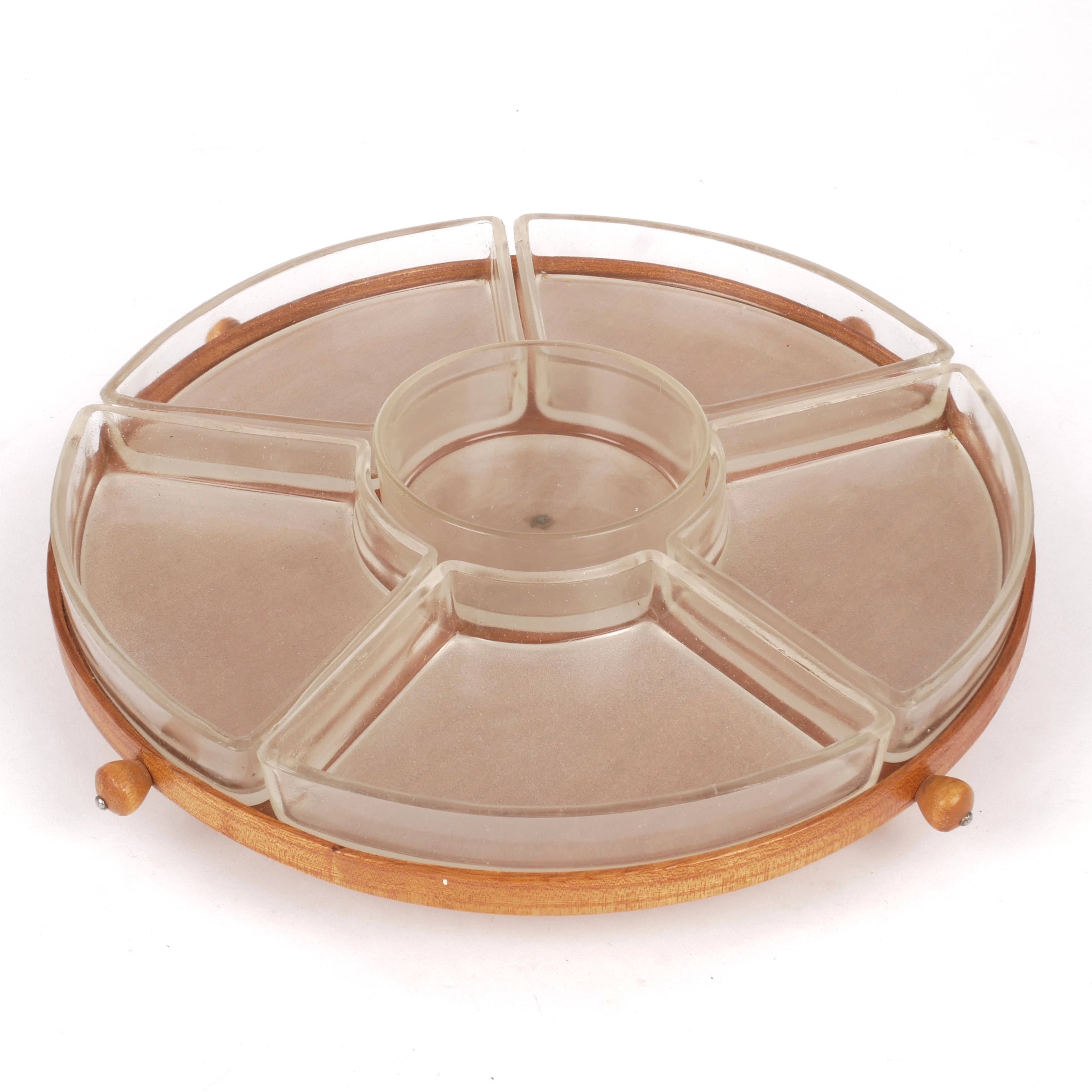 CABARET, teak och glas, 1900-talets mitt.