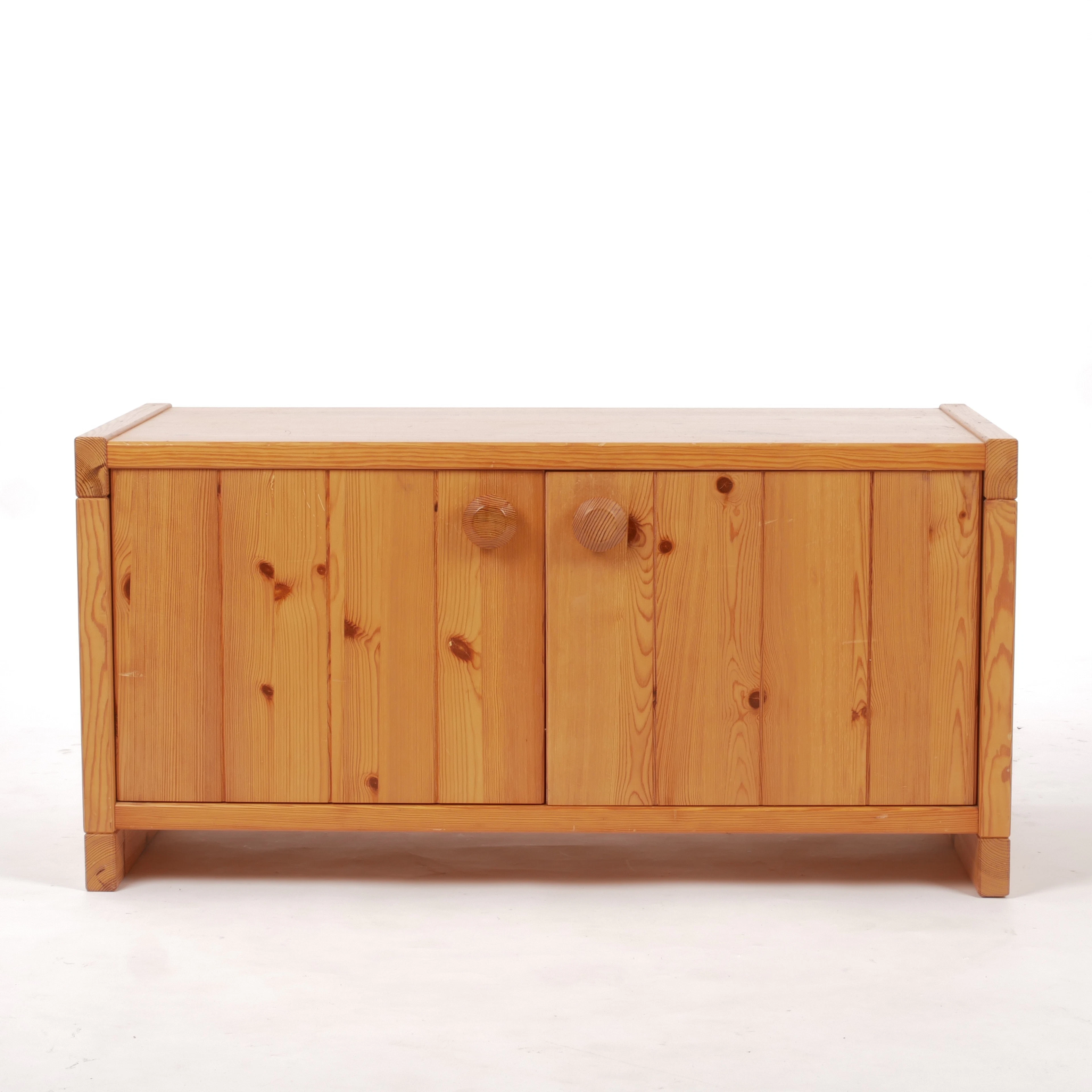SKÅP/SIDEBOARD, furu, 1970-tal.