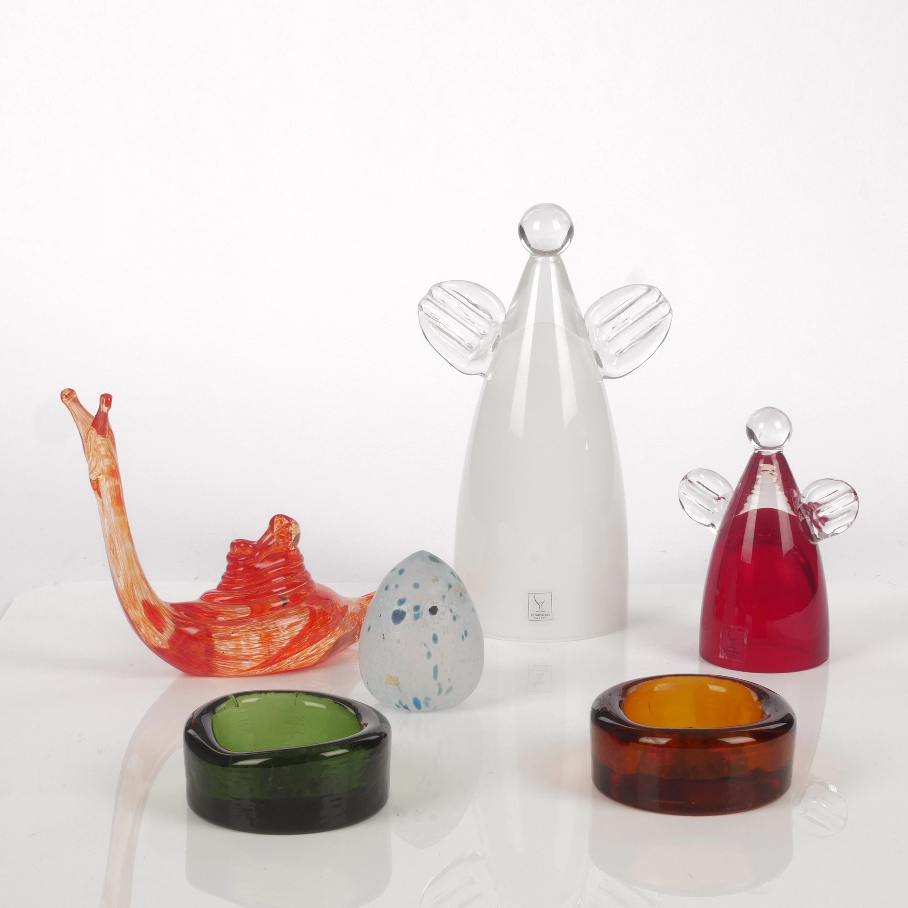 ÄNGLAR, ASKFAT, SNIGEL, ÄGG. 6 st, konstglas, bla Erik Höglund.