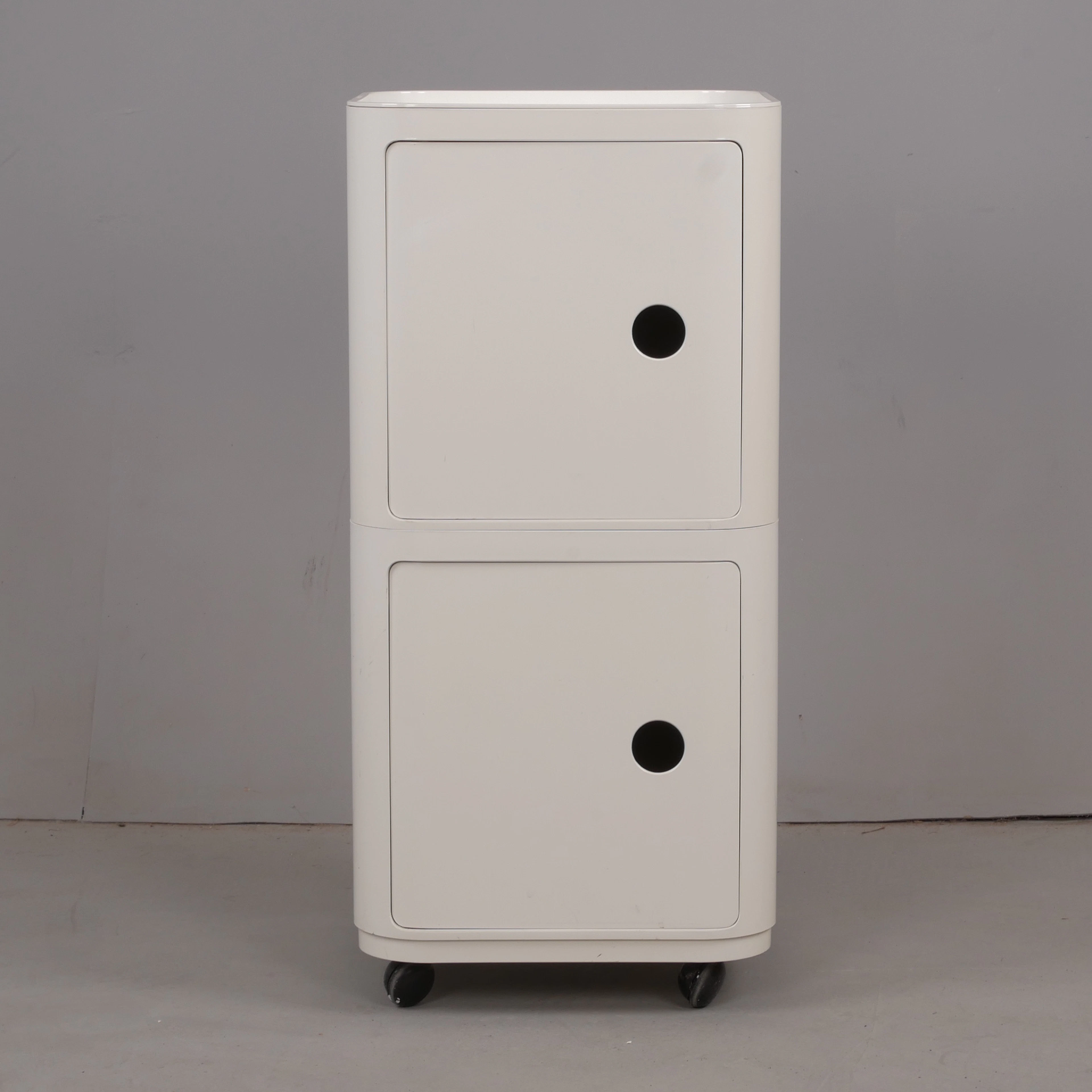 ANNA CASTELLI. Skåp, "Componibili", Kartell, plast, Italien.