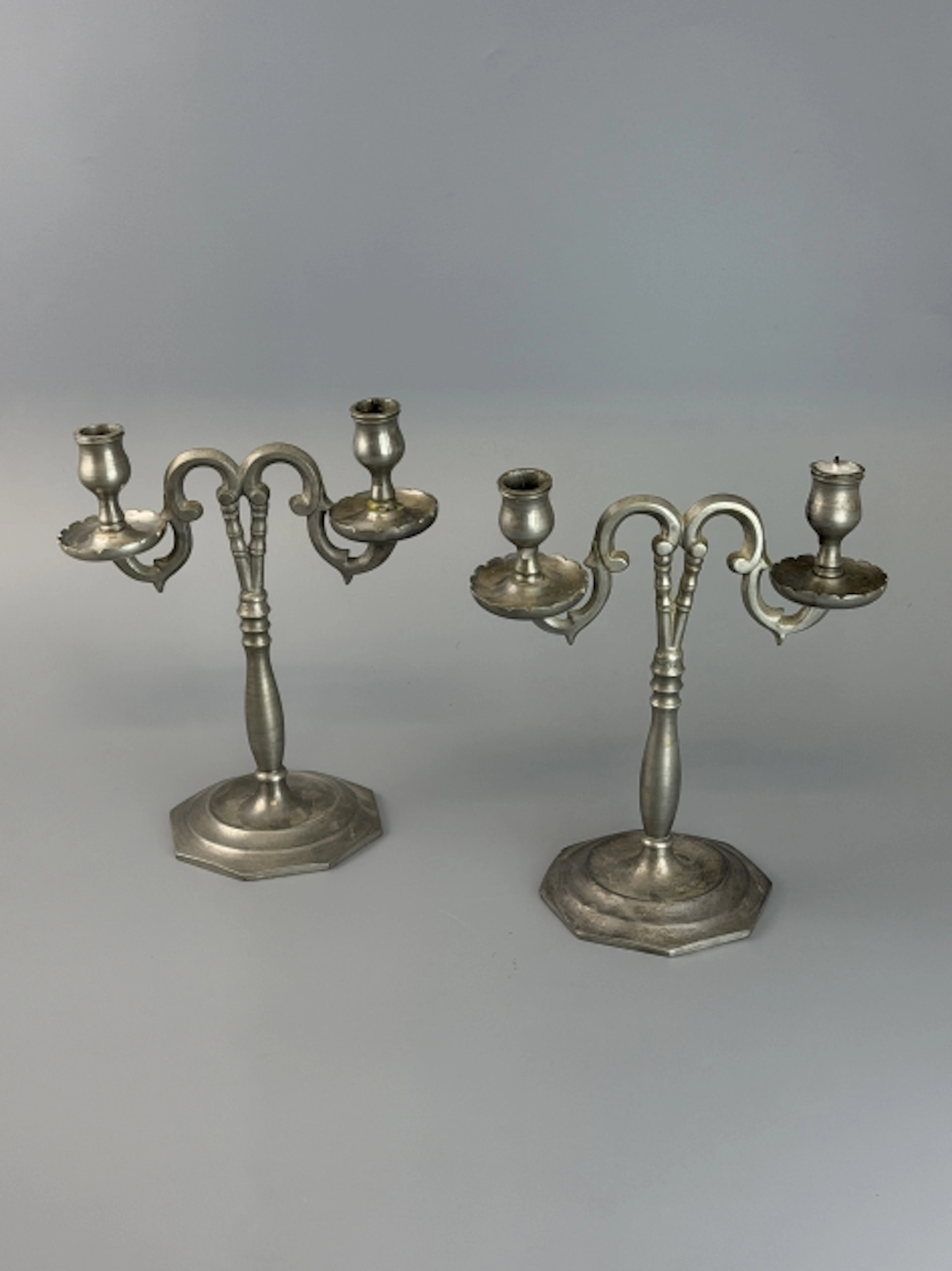 Carl Gustaf Ericson, Arvika, kandelabrar, tenn, 2 st