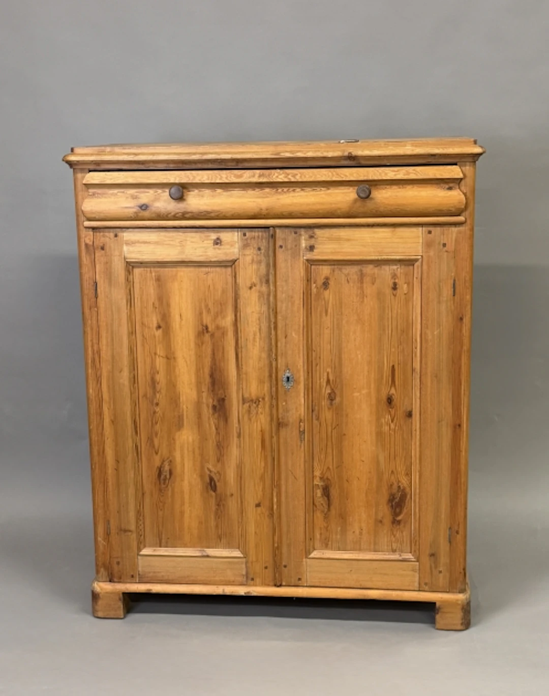 SKÄNK, furu, allmoge, 1800/1900-tal.