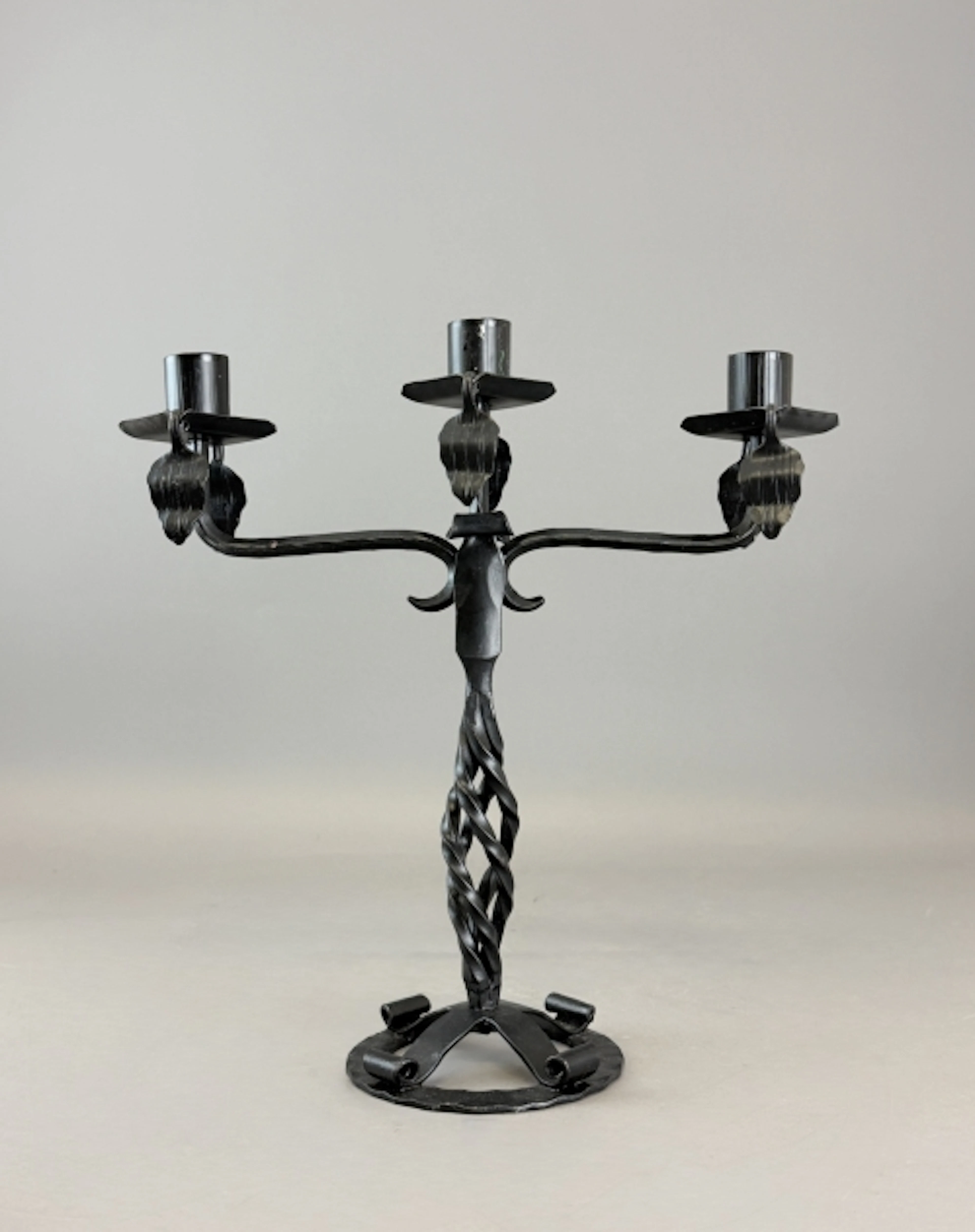LJUSSTAKE, smide, 1900-tal.