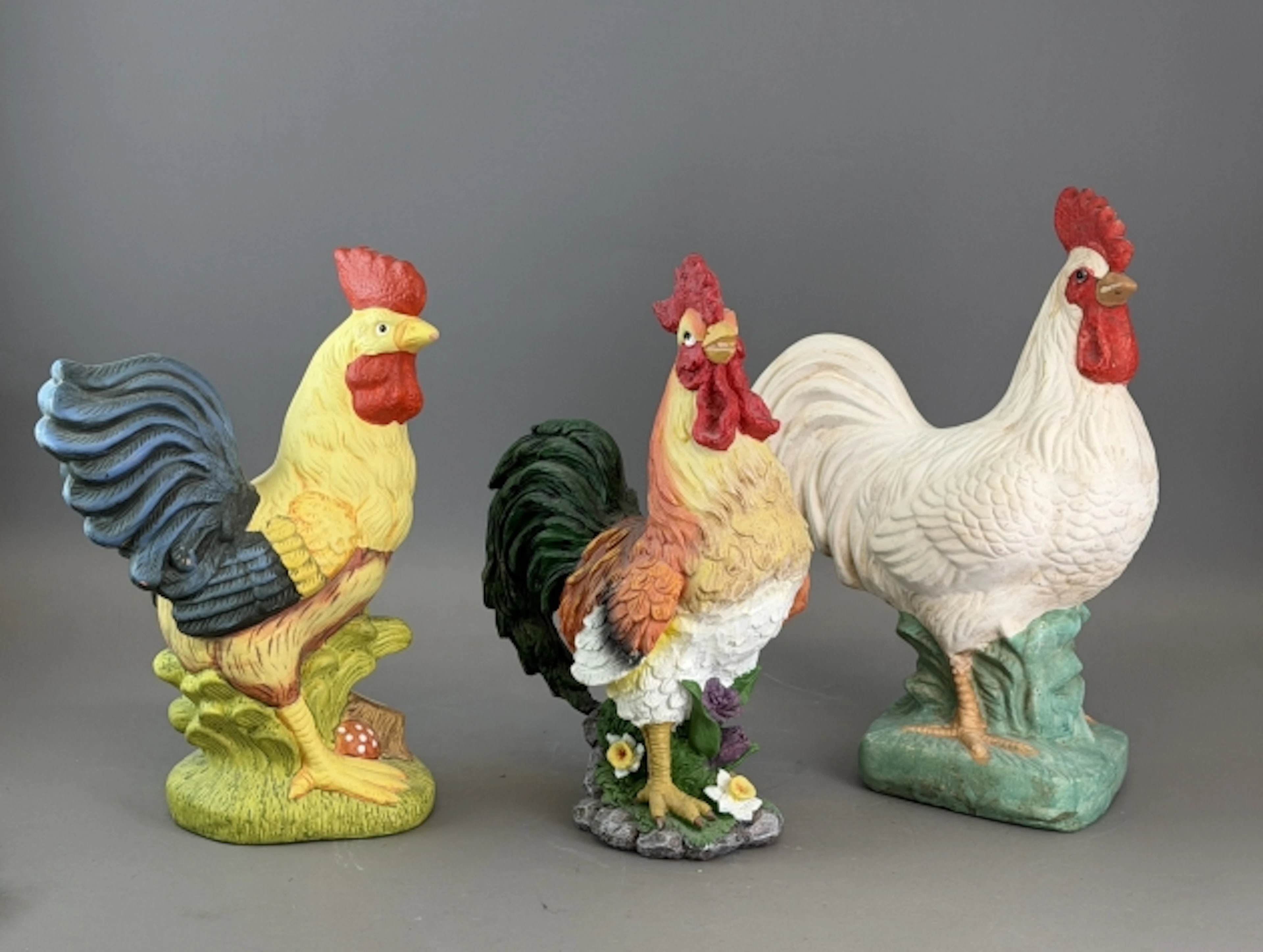 FIGURINER tuppar, konstmaterial, keramik
