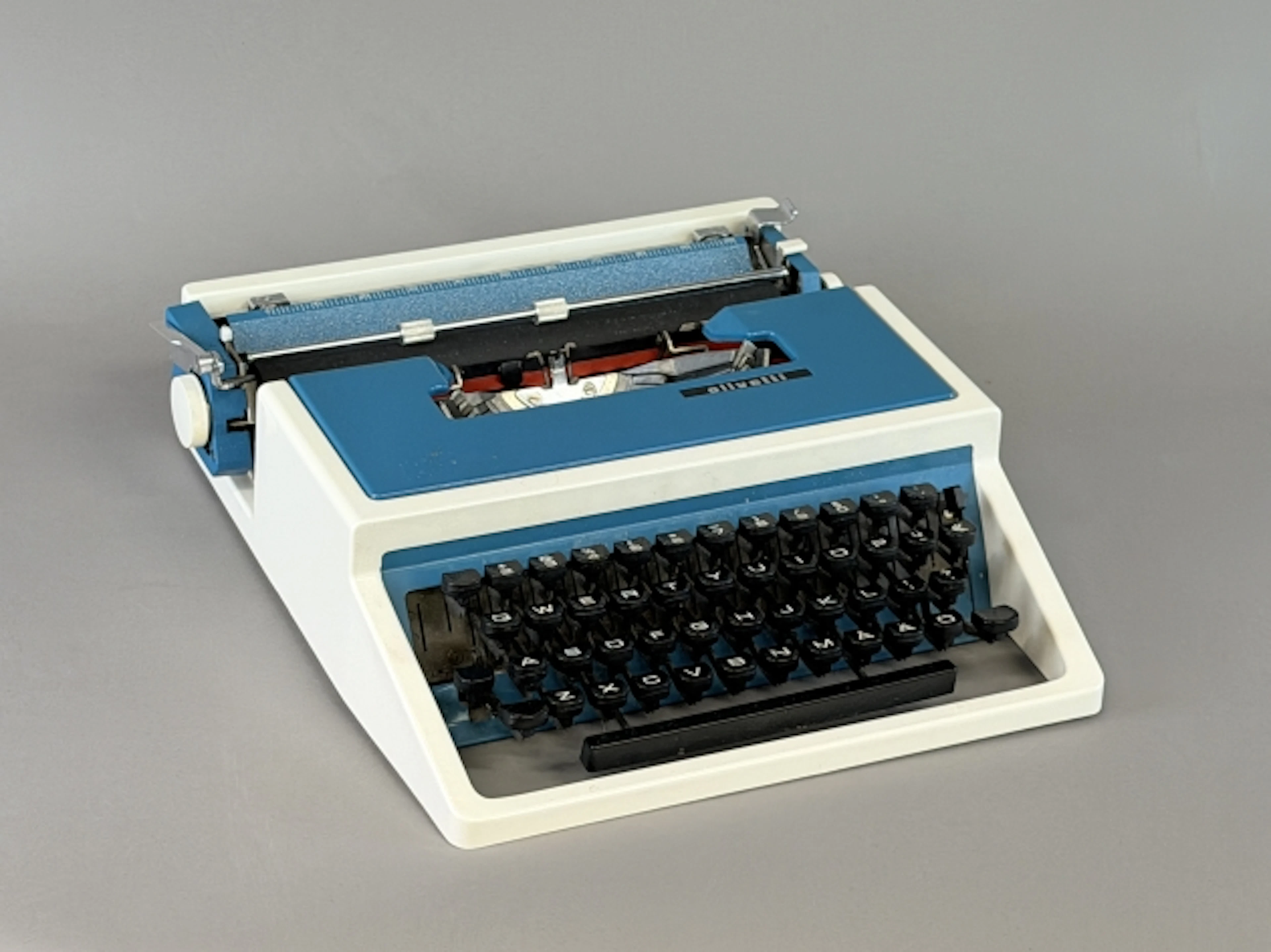 RESESKRIVMASKIN Olivetti Dora, Spanien