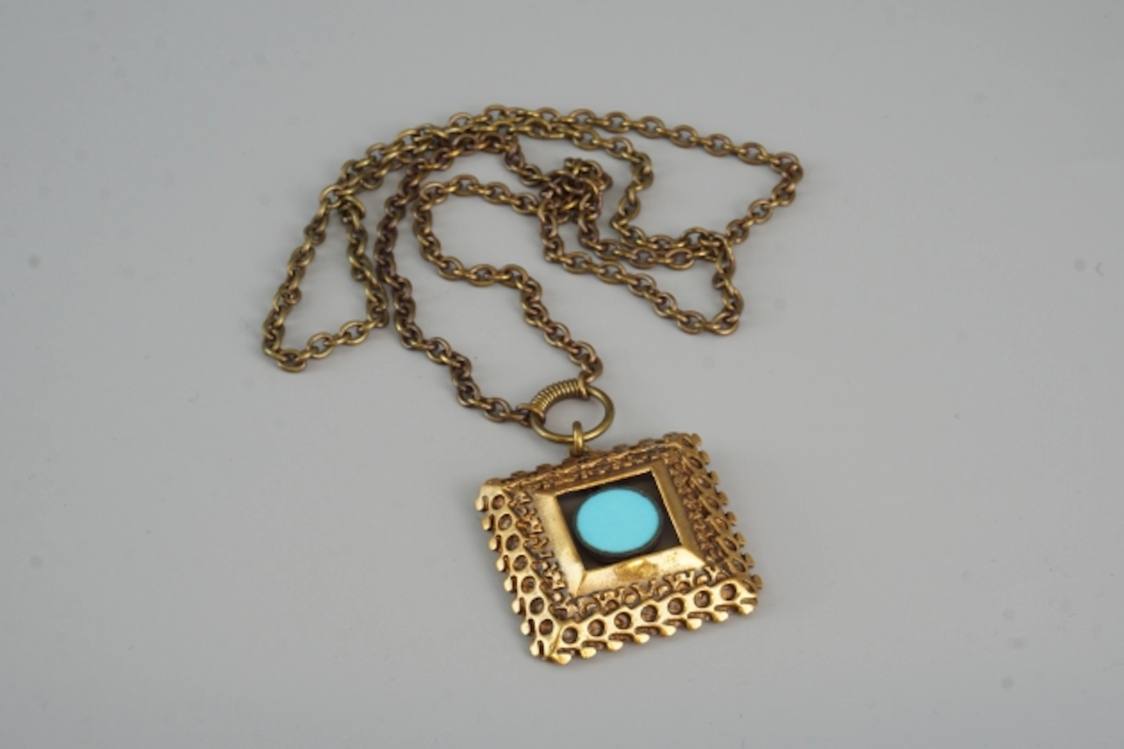 Vintagesmycke, patinerad brons, Pentii Sarpaneva, Finland, 1960/70 tal.