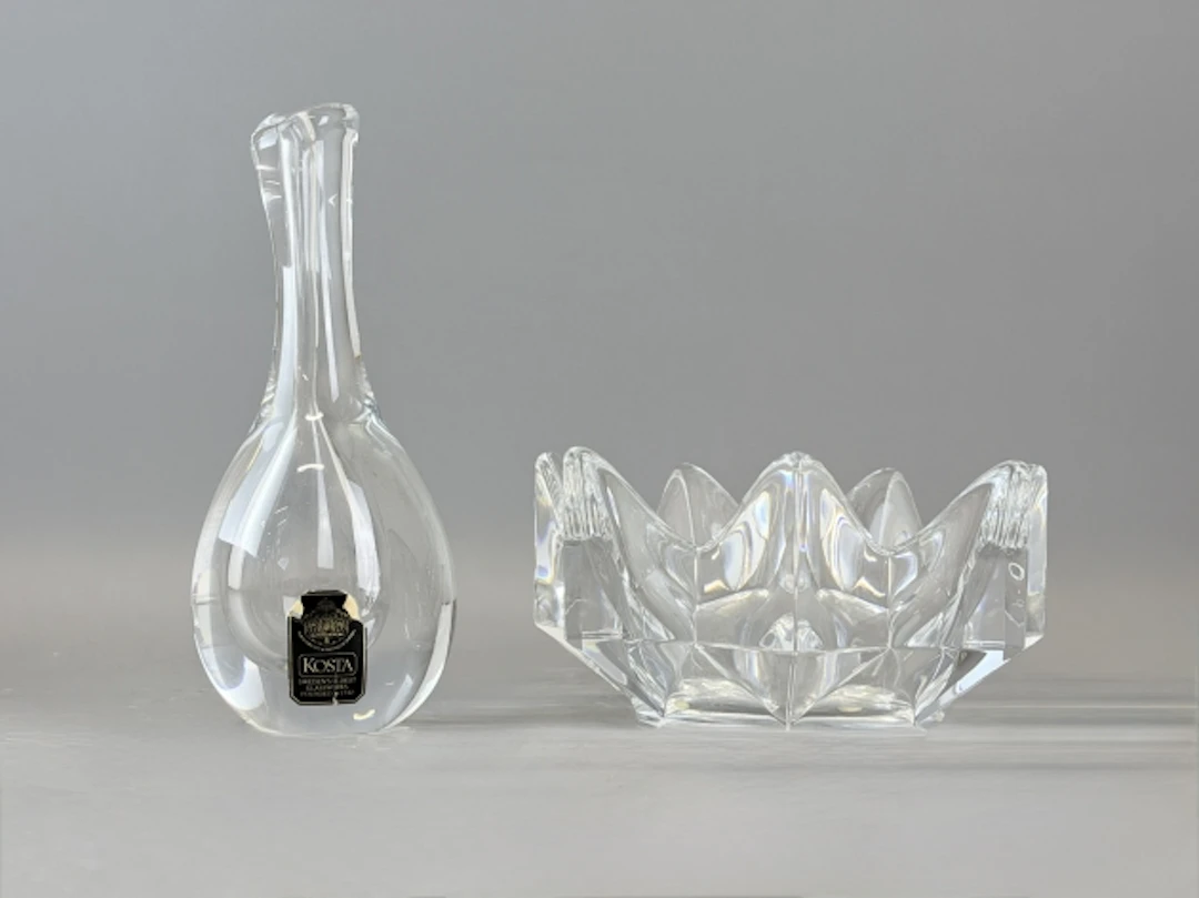 KONSTGLAS KOSTA: Vas "Raindrop" G.Wärff & Skål "Lotus" B.Edenfalk