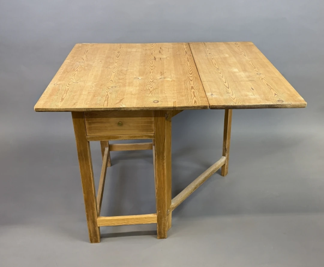 SLAGBORD, med lådor, furu, 1800/1900-tal.
