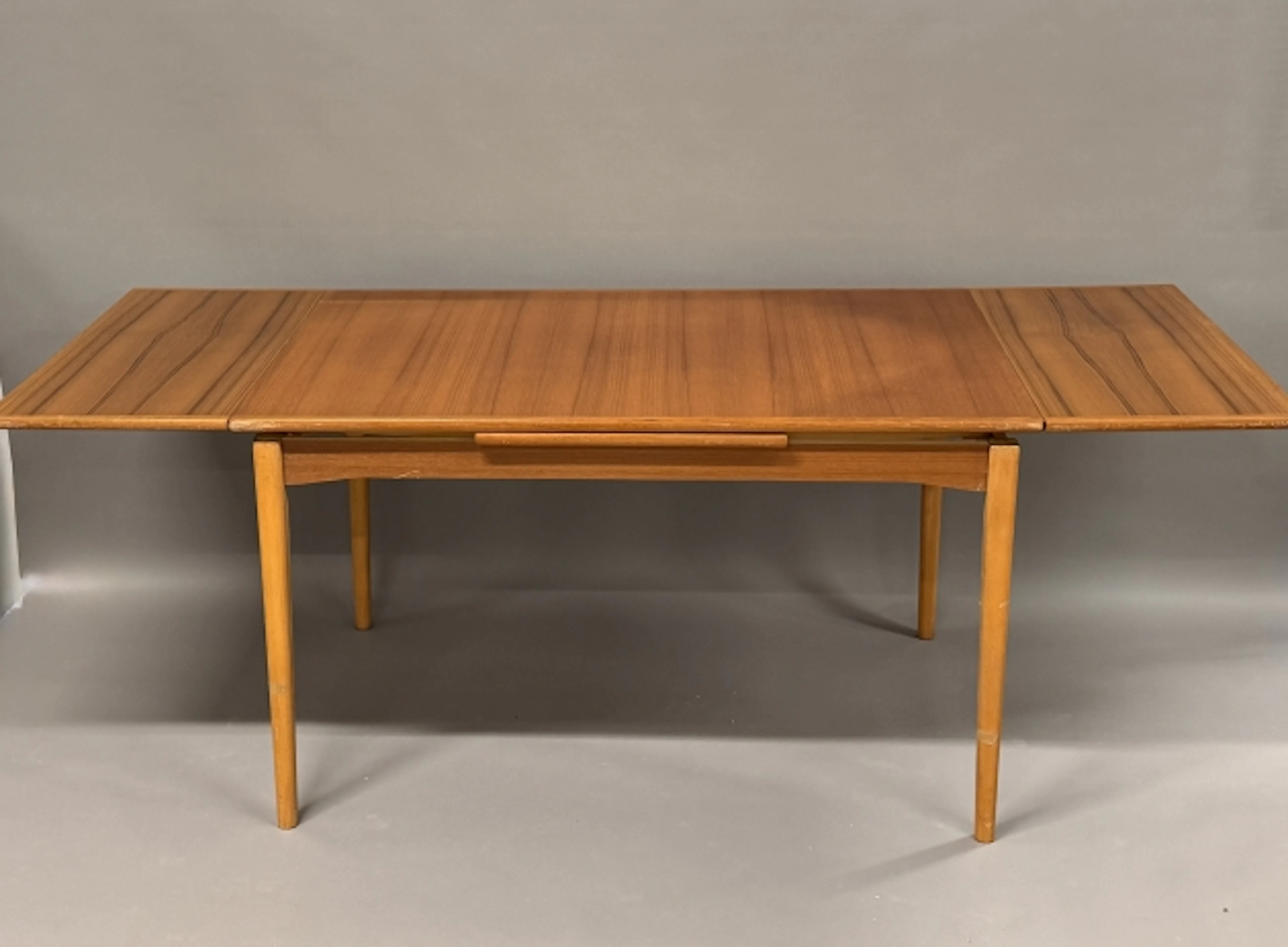 MATBORD i teak