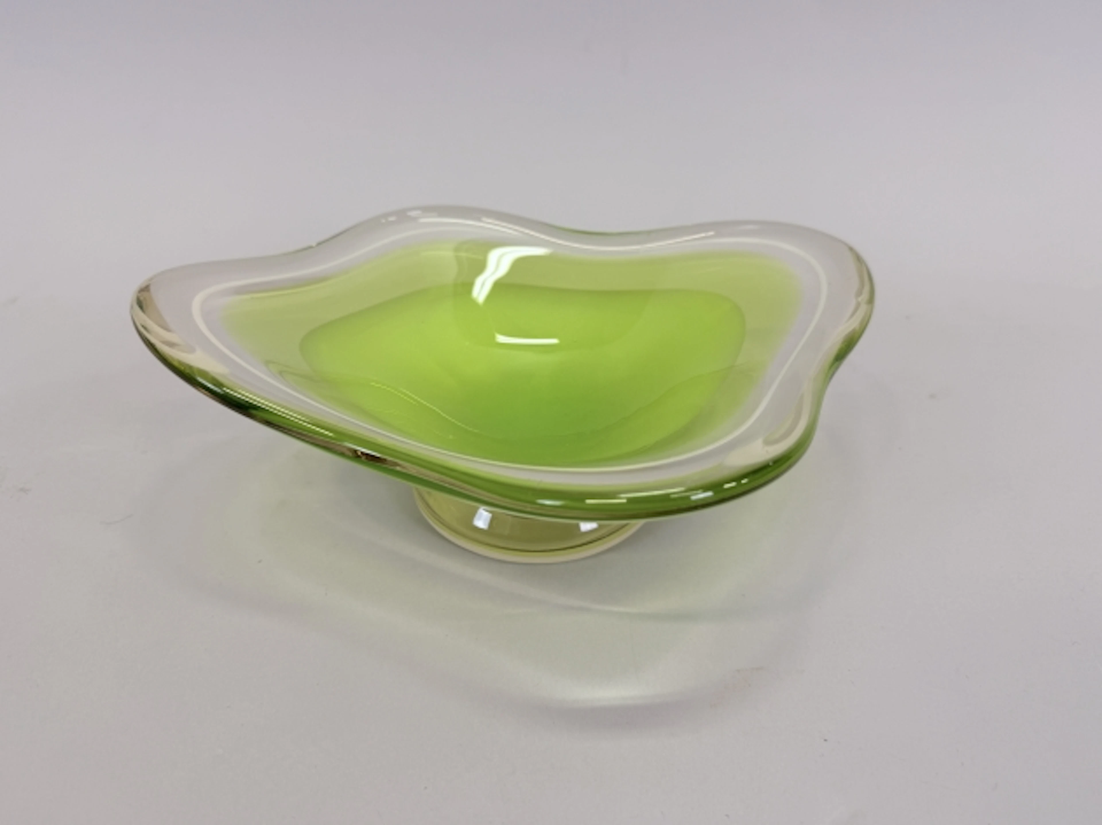 Glasskål "Coquille" Paul Kedelv, Flygsfors 1952